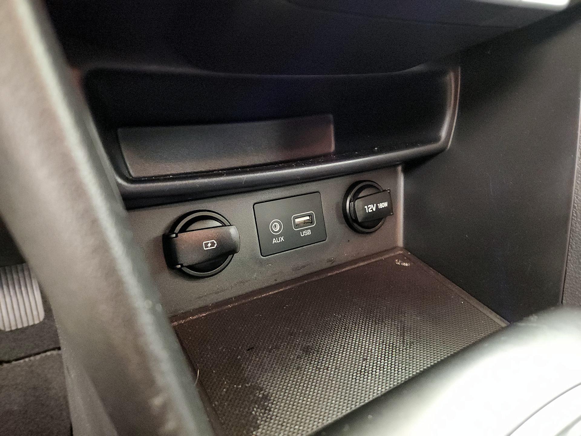 Thumbnail: 2019 Hyundai Kona - 18