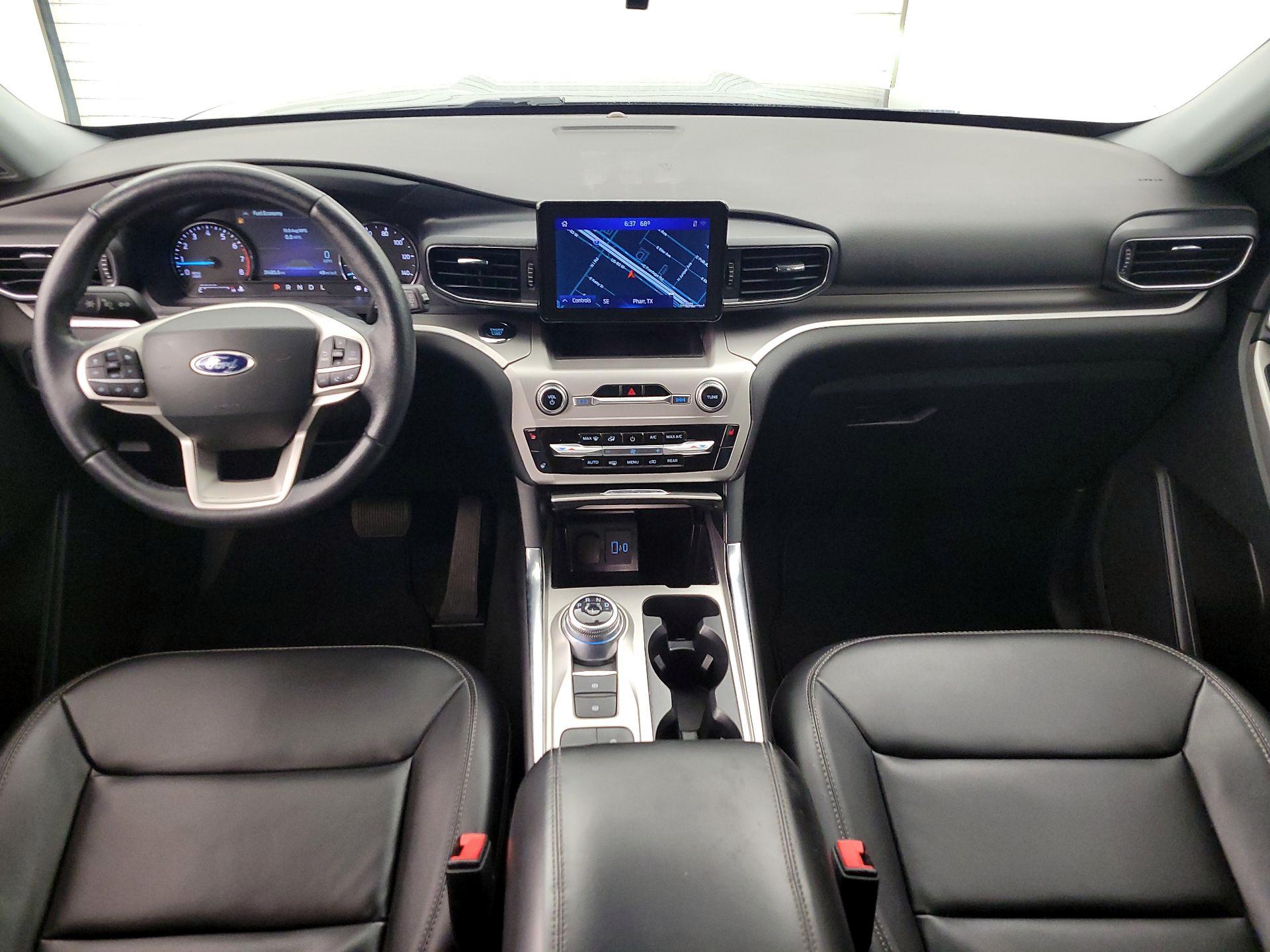 Thumbnail: 2022 Ford Explorer - 9