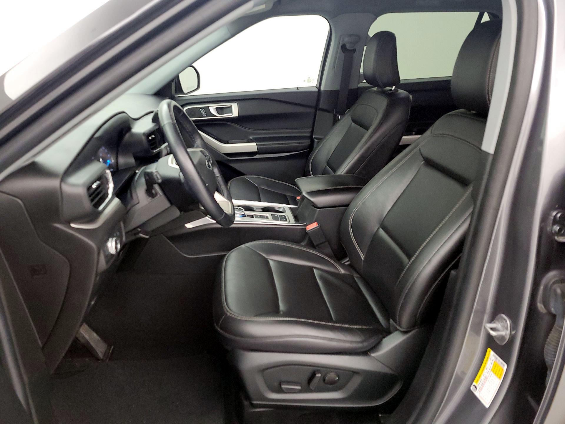 Thumbnail: 2022 Ford Explorer - 11