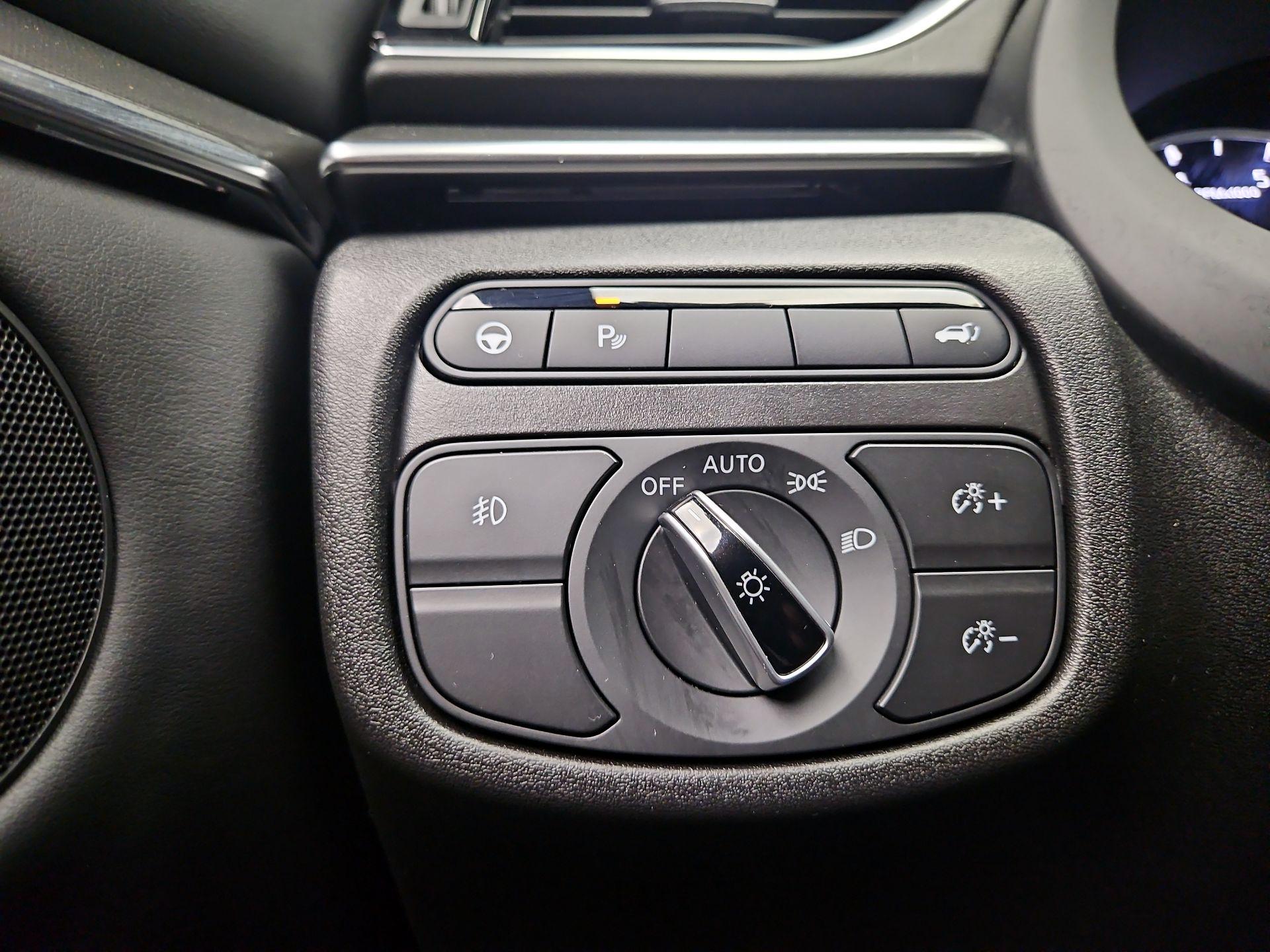 Thumbnail: 2025 INFINITI QX55 - 13