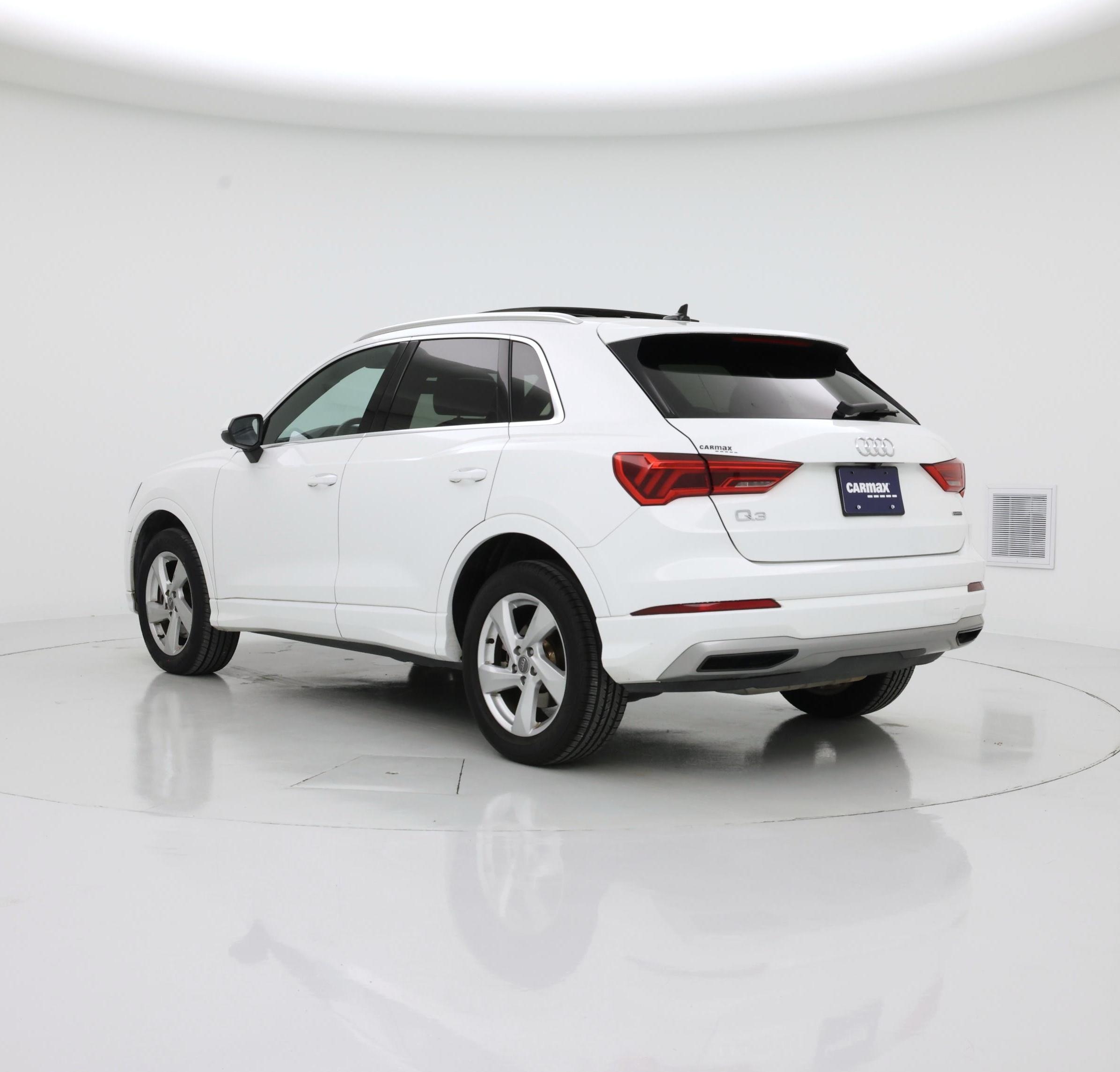 Thumbnail: 2019 Audi Q3 - 2
