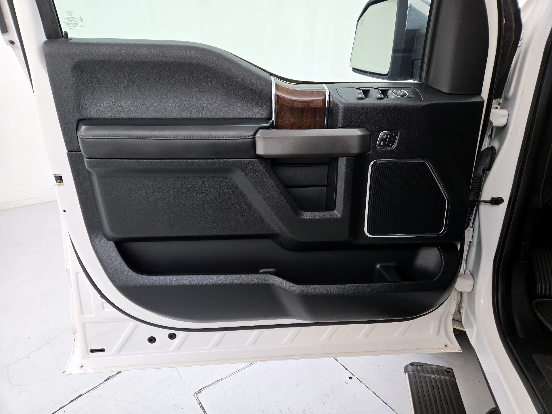Thumbnail: 2017 Ford F-150 - 12