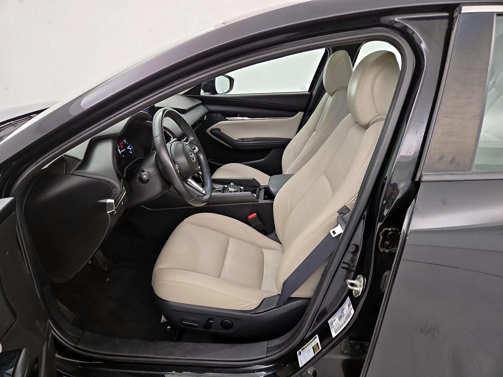Thumbnail: 2021 Mazda Mazda3 - 11