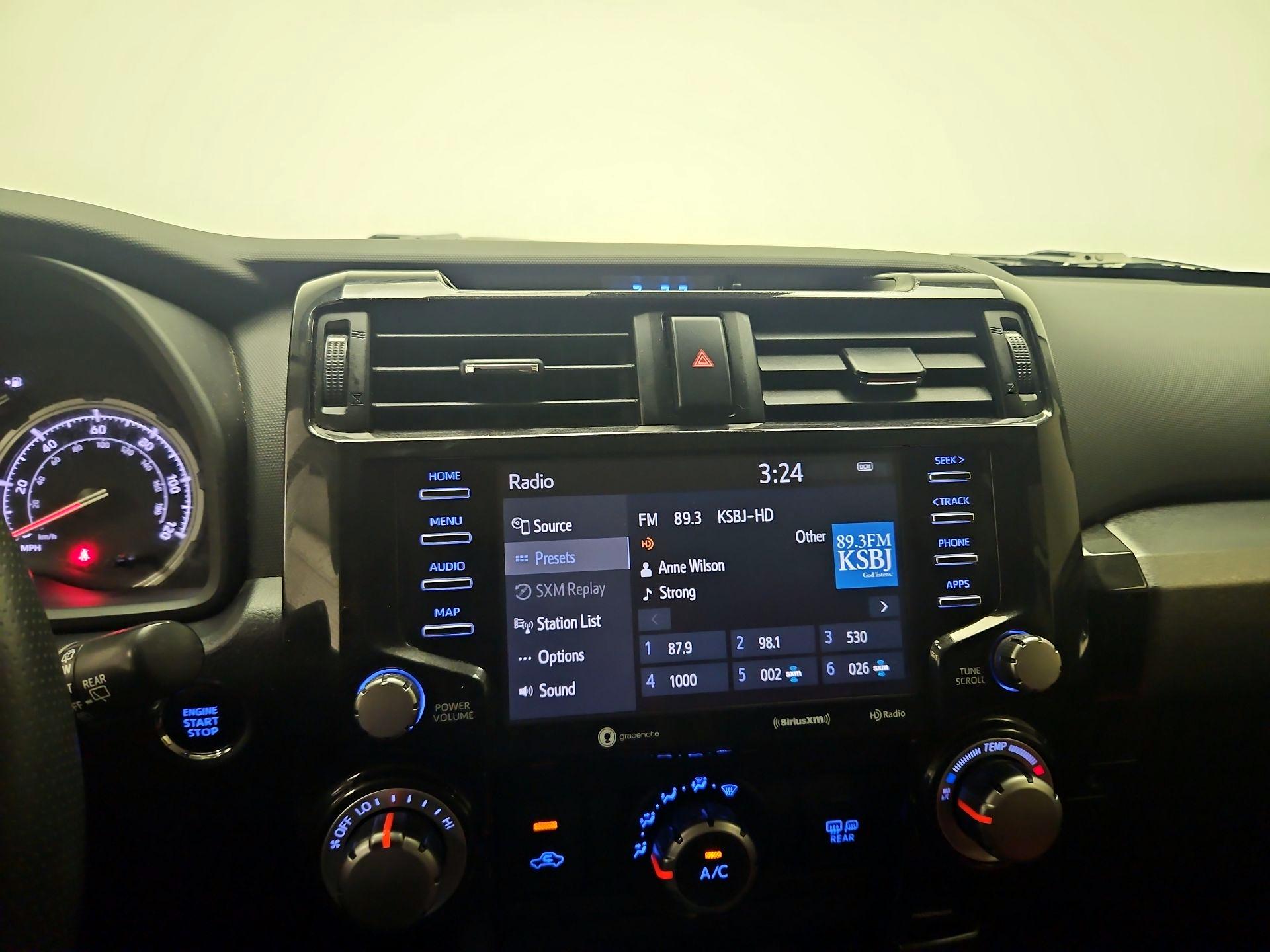 Thumbnail: 2022 Toyota 4Runner - 14