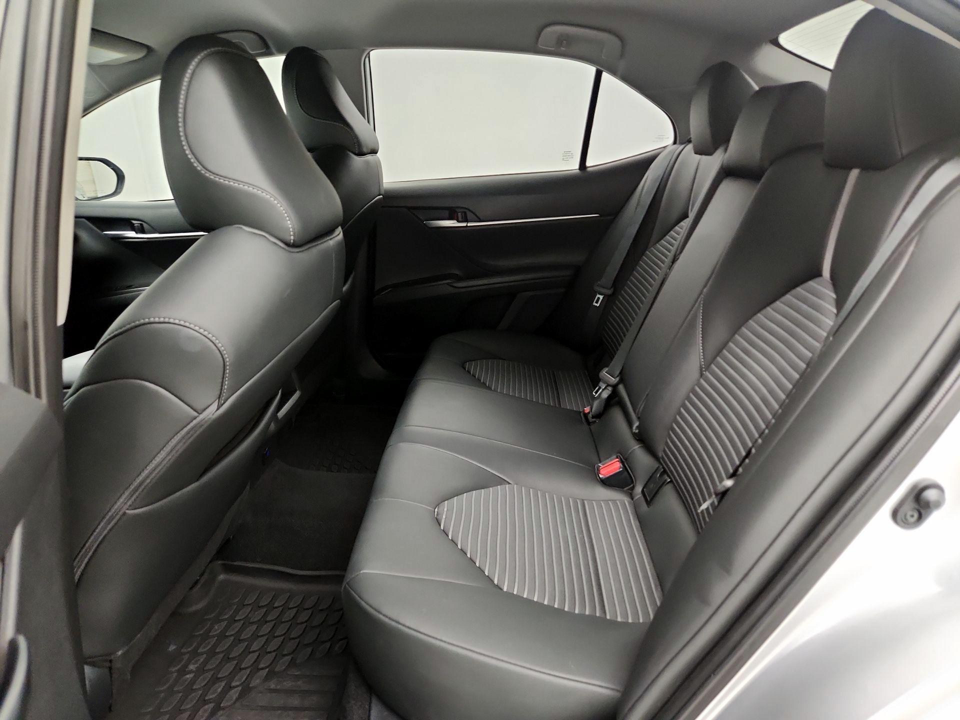 Thumbnail: 2019 Toyota Camry - 19