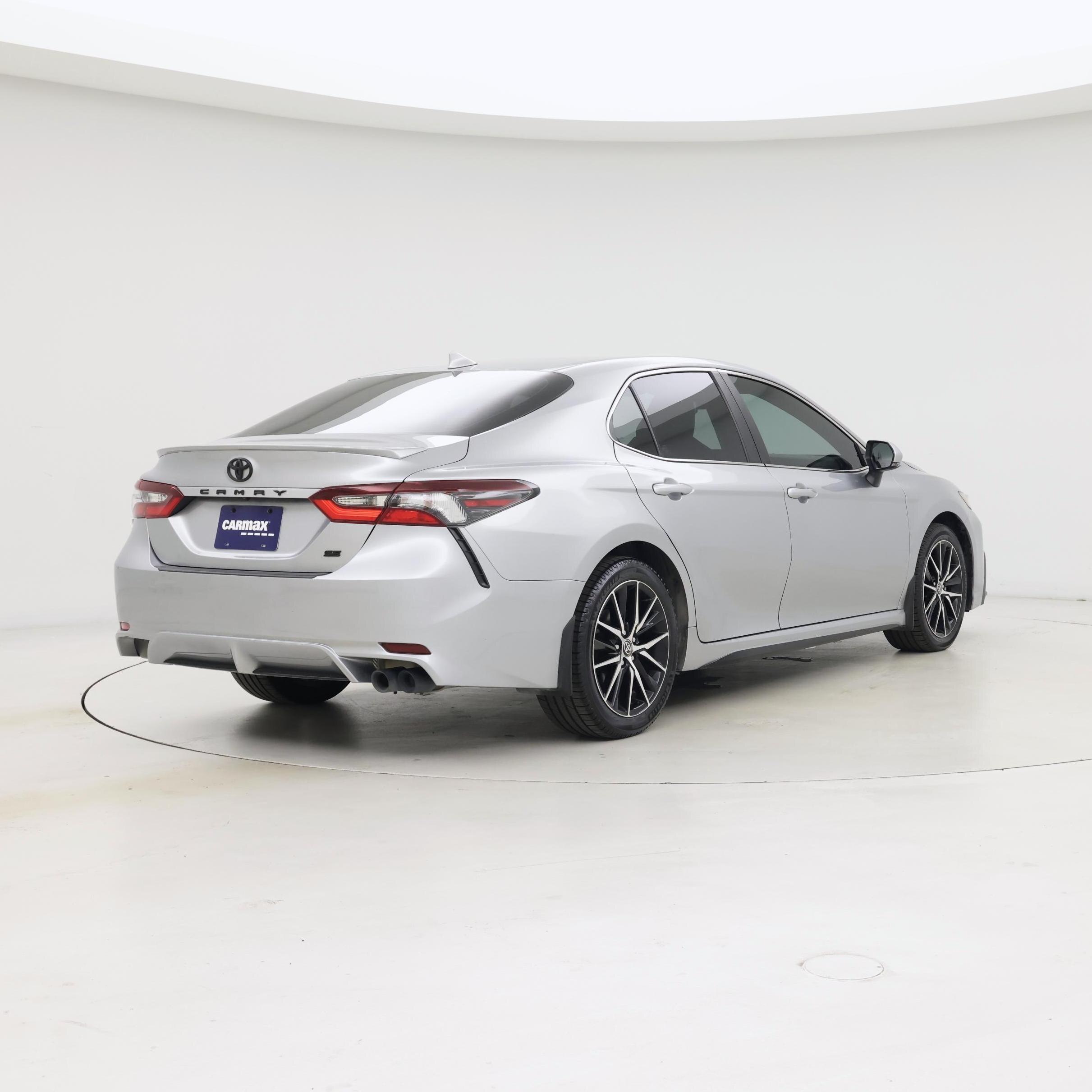 Thumbnail: 2019 Toyota Camry - 8