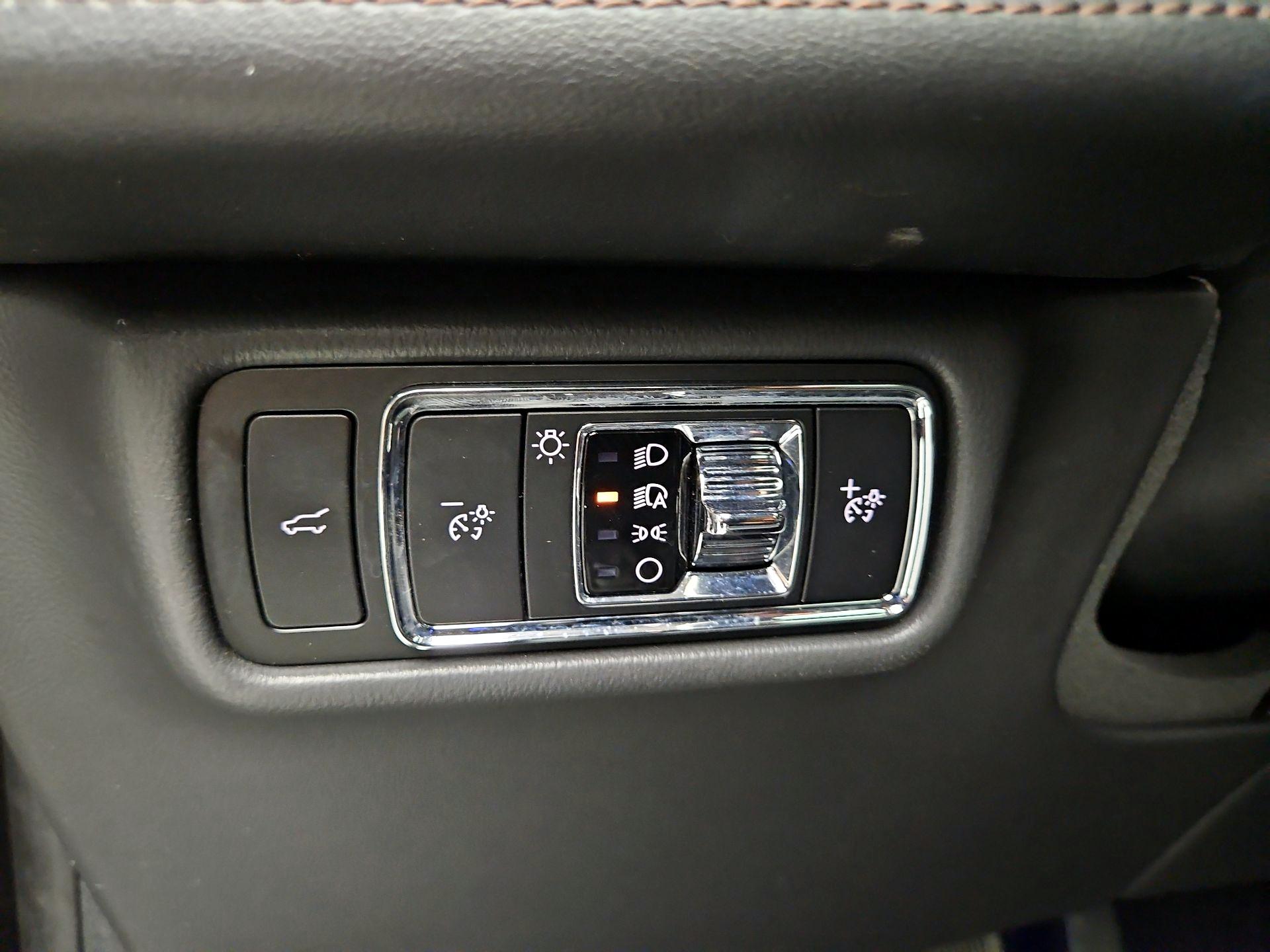Thumbnail: 2024 Lincoln Aviator - 13