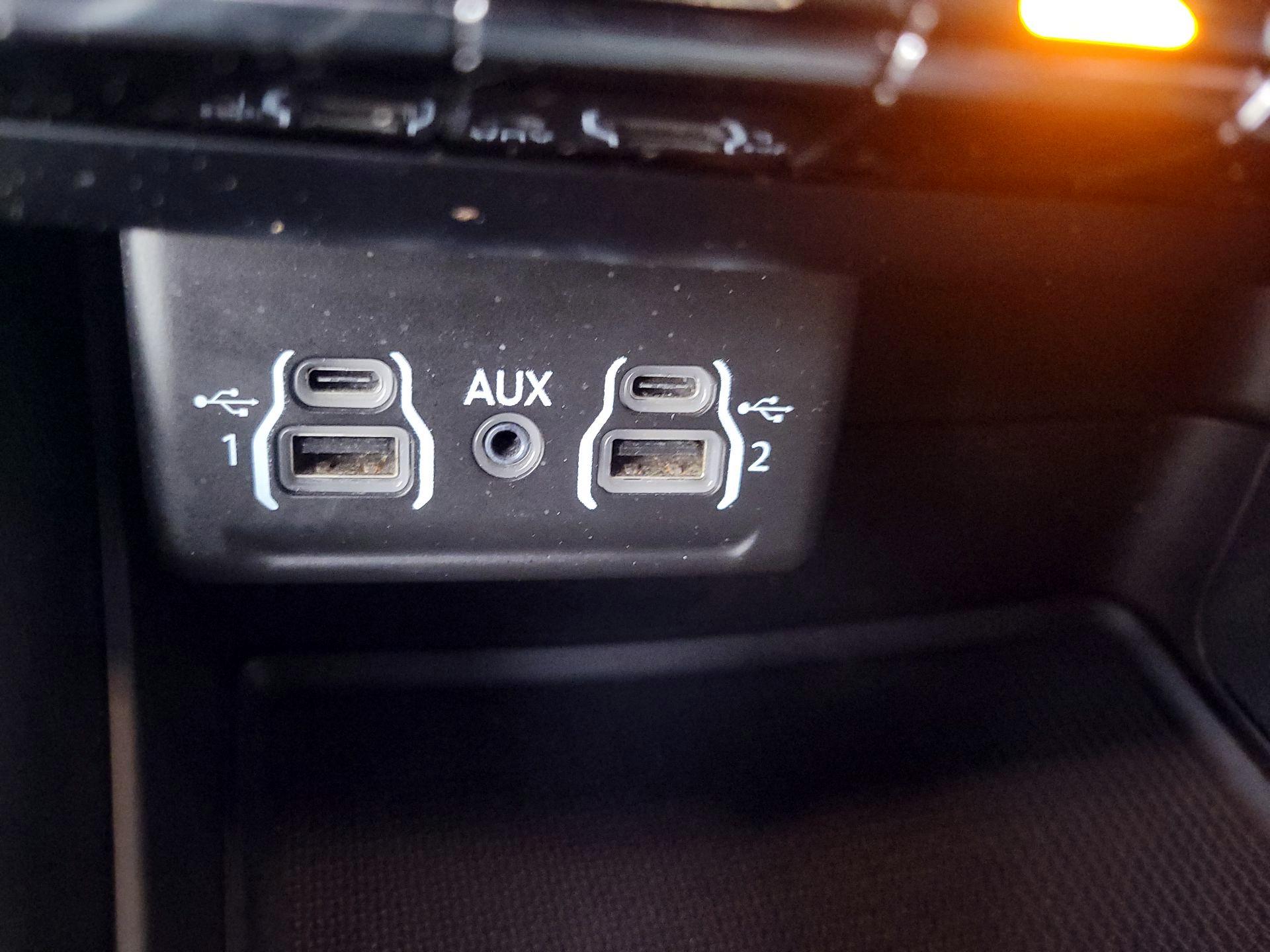 Thumbnail: 2021 Dodge Durango - 19