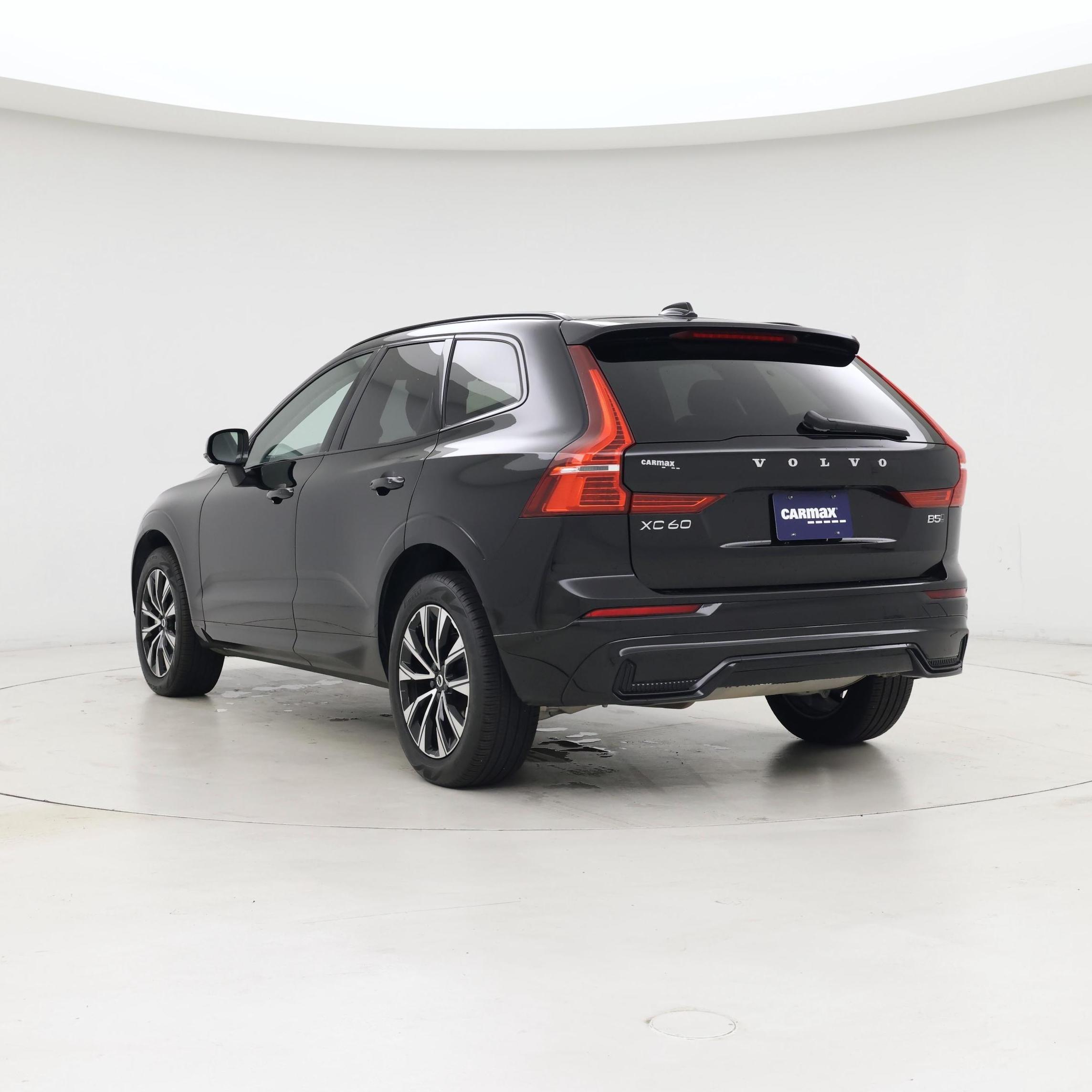 Thumbnail: 2025 Volvo XC60 - 2