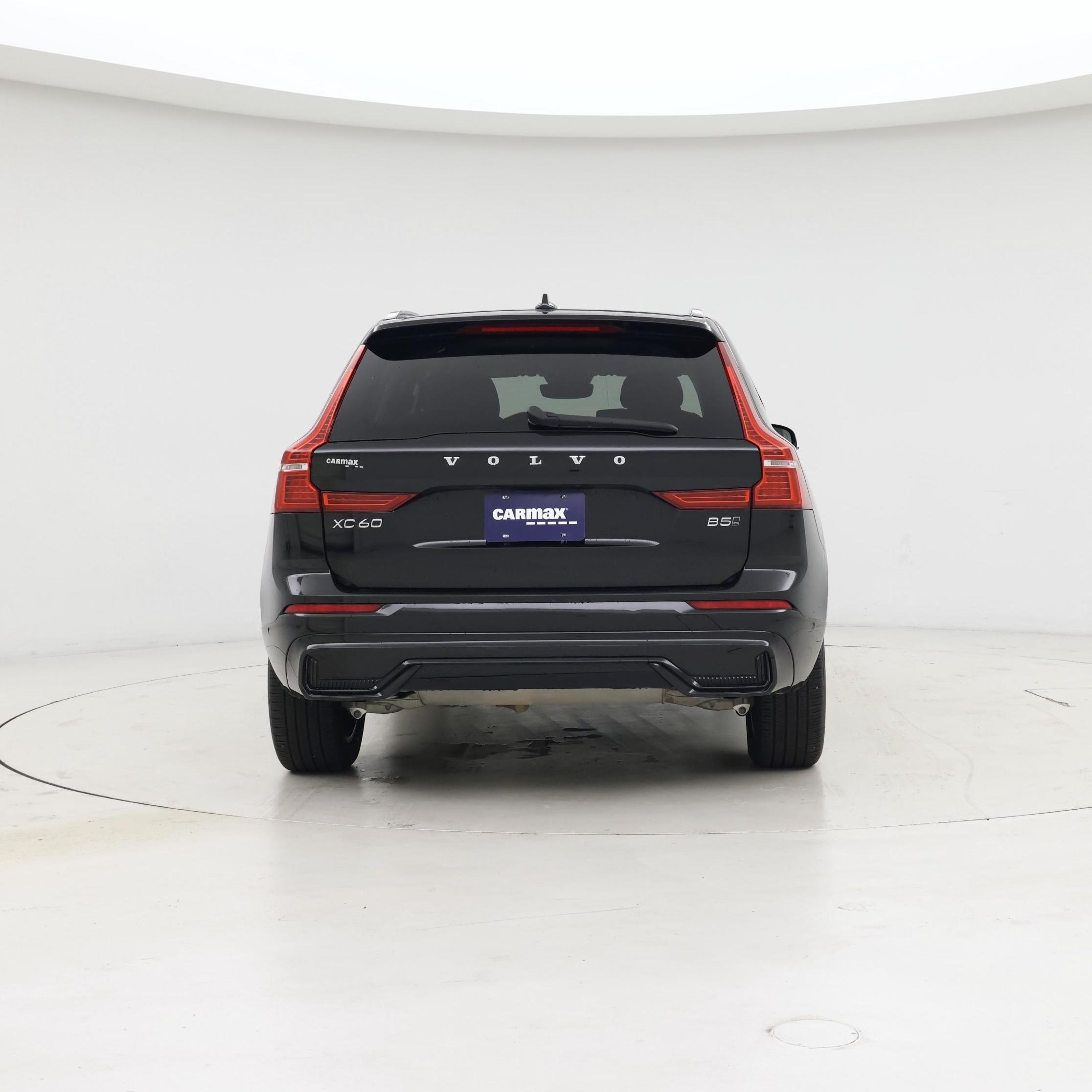 Thumbnail: 2025 Volvo XC60 - 6