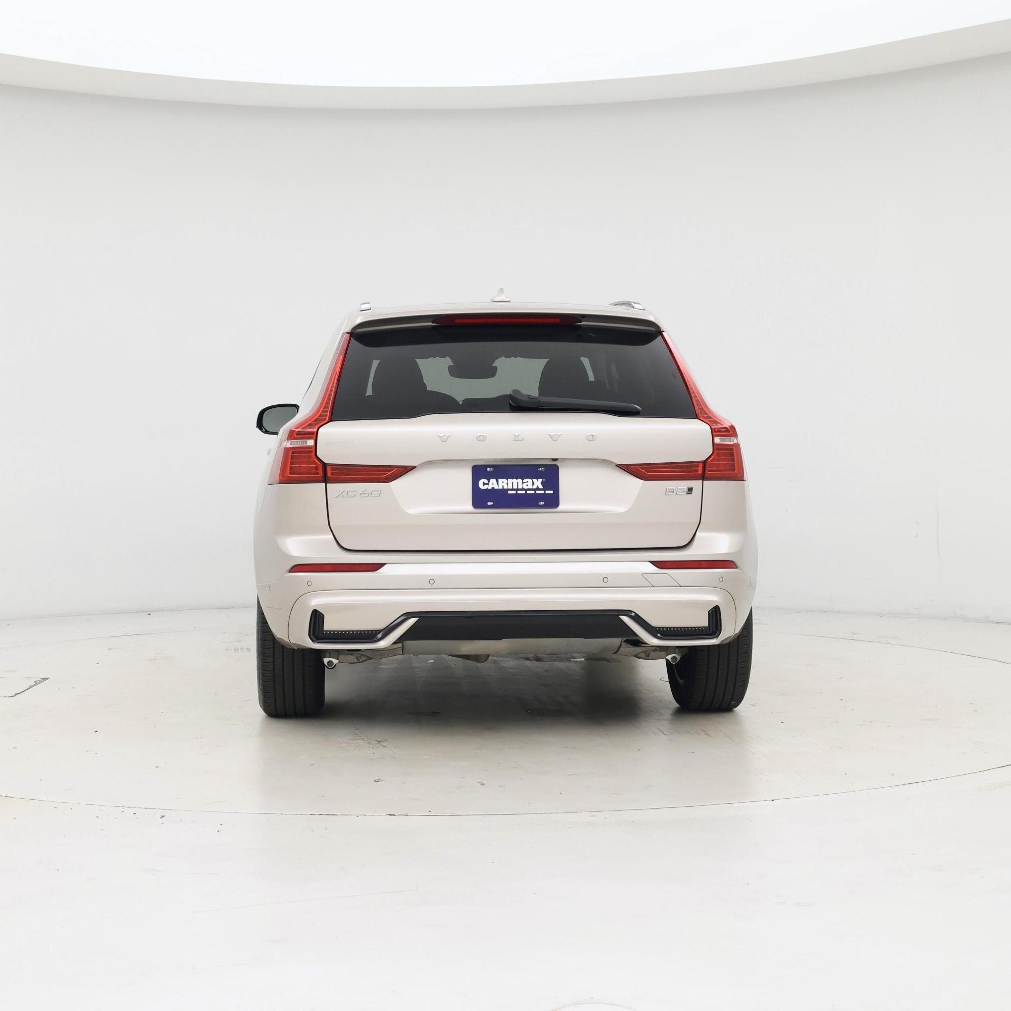 Thumbnail: 2025 Volvo XC60 - 6