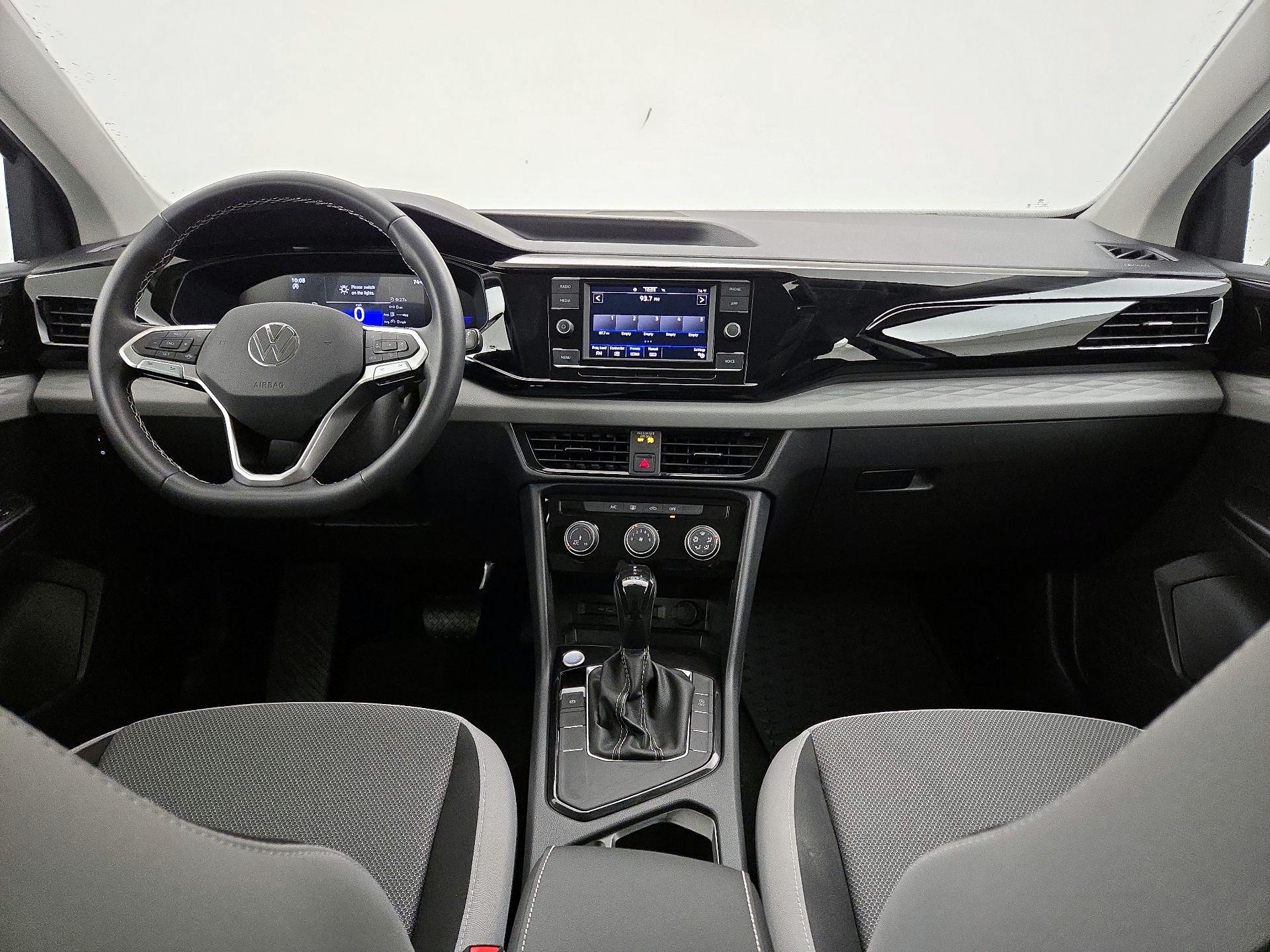 Thumbnail: 2023 Volkswagen Taos - 9