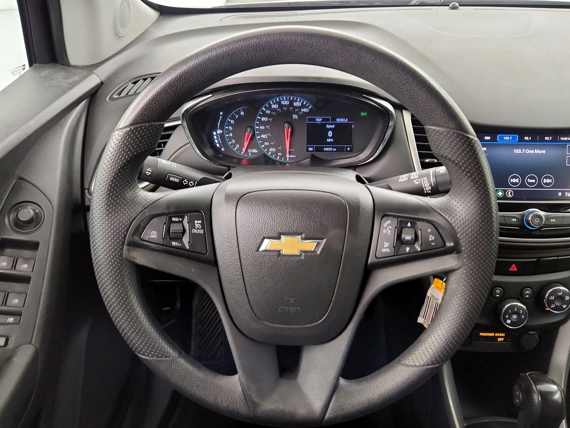 Thumbnail: 2020 Chevrolet Trax - 10
