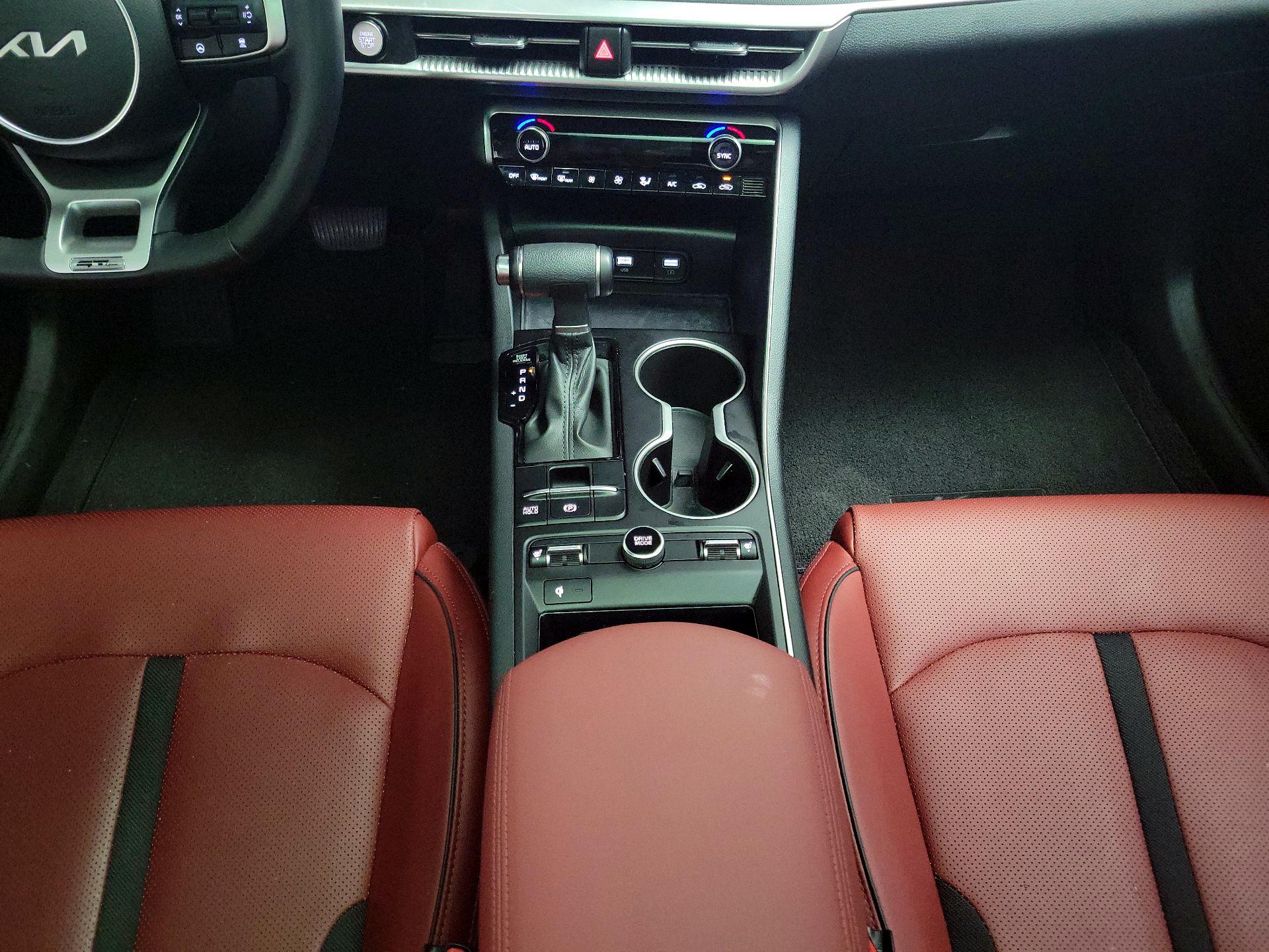 Thumbnail: 2024 Kia K5 - 18