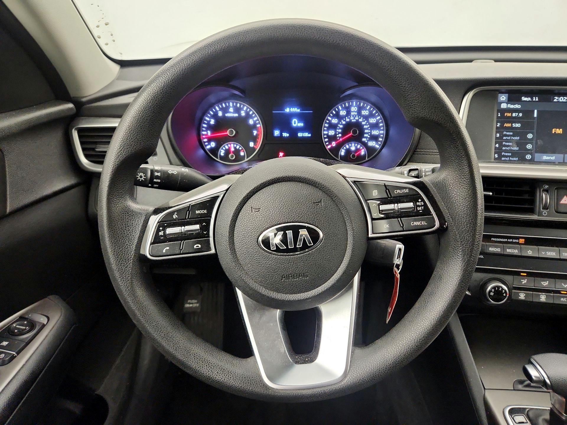 Thumbnail: 2020 Kia Optima - 10