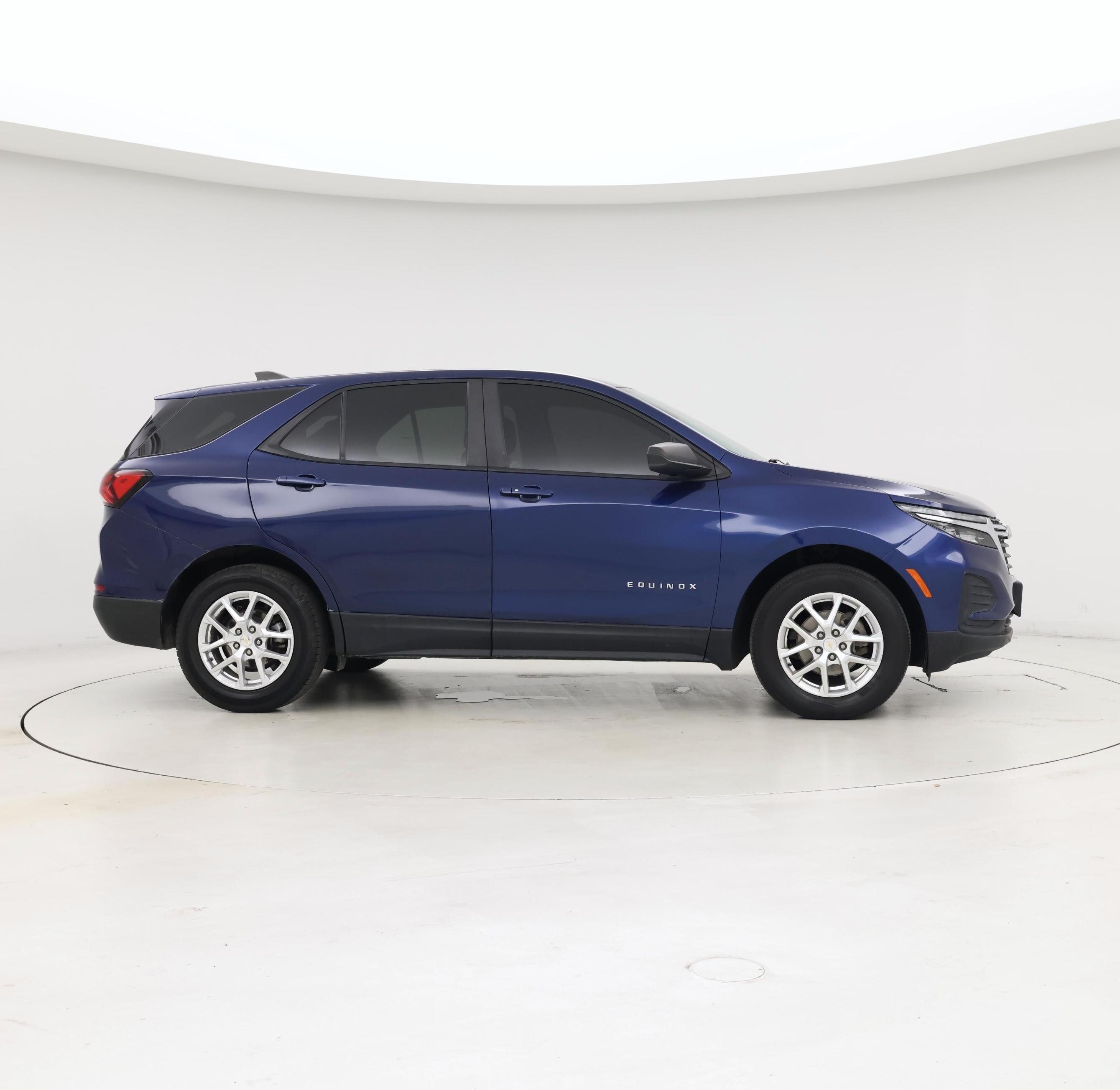 Thumbnail: 2022 Chevrolet Equinox - 7