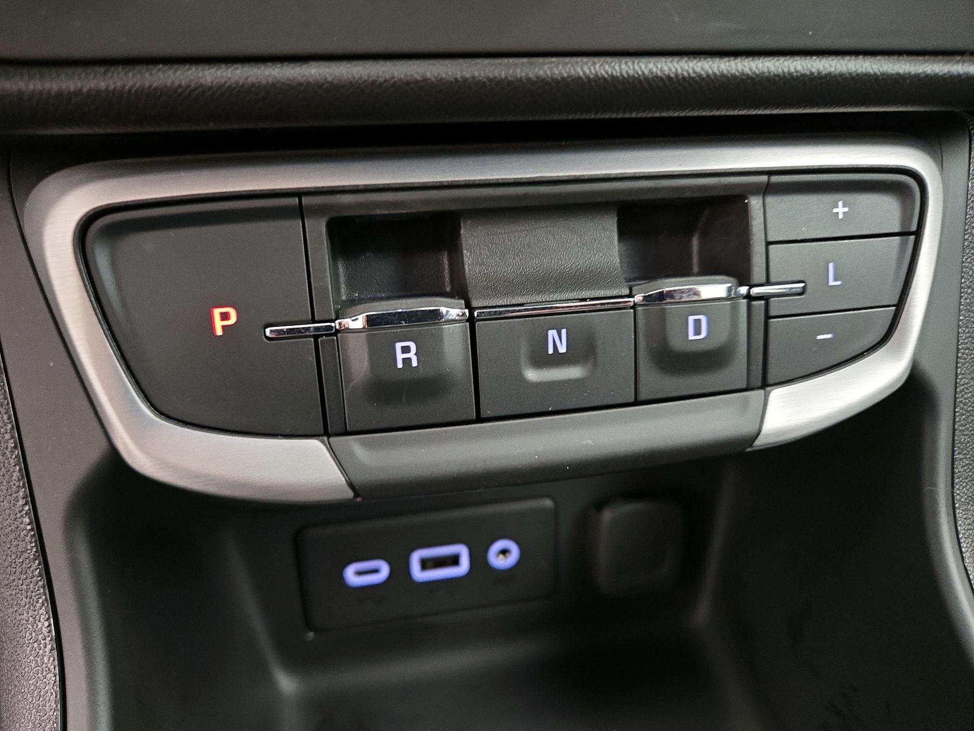 Thumbnail: 2024 GMC Terrain - 17