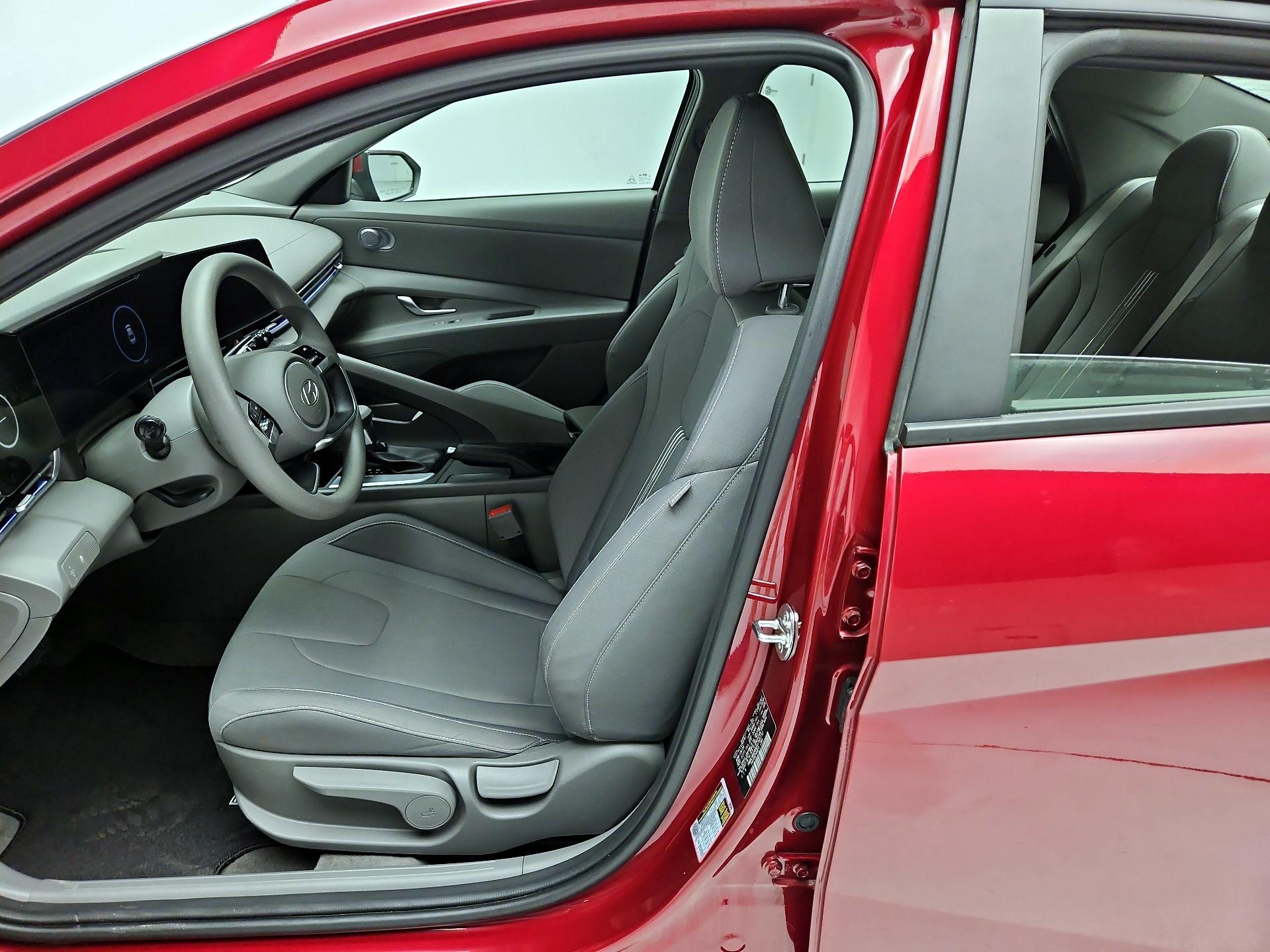 Thumbnail: 2024 Hyundai Elantra - 11