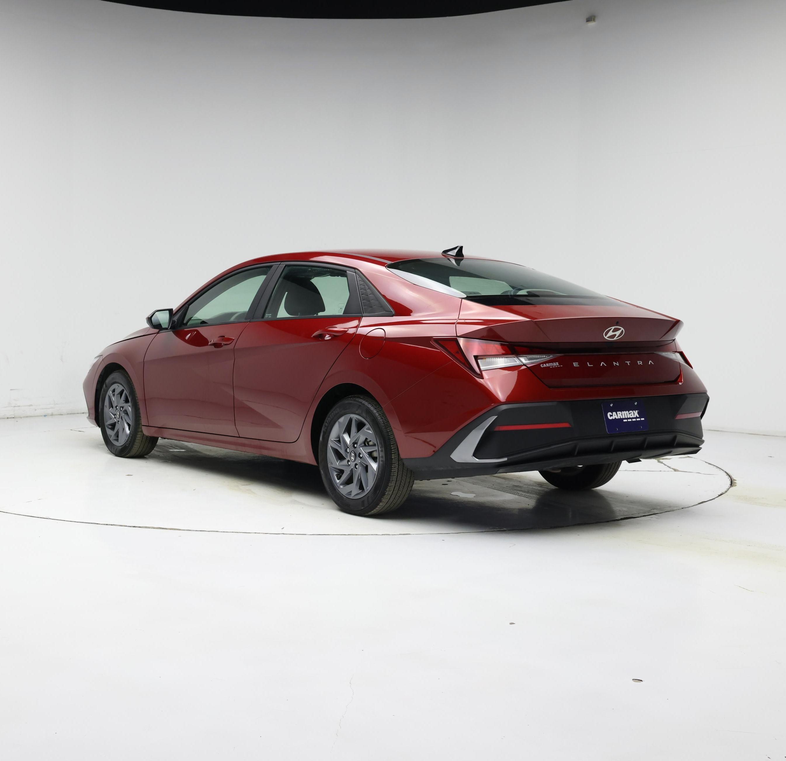 Thumbnail: 2024 Hyundai Elantra - 2