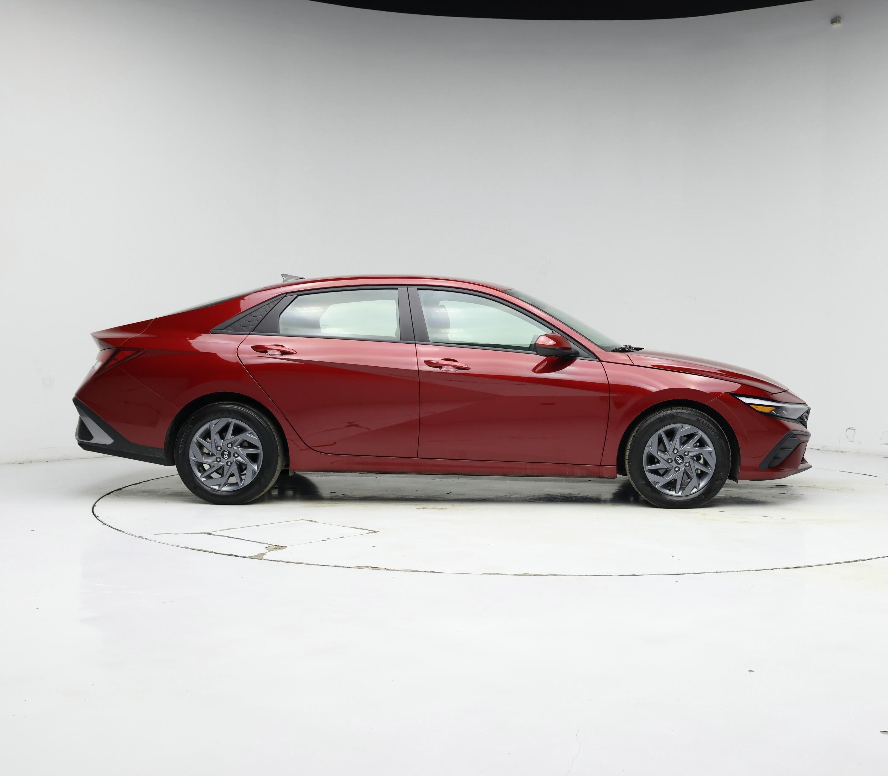 Thumbnail: 2024 Hyundai Elantra - 7