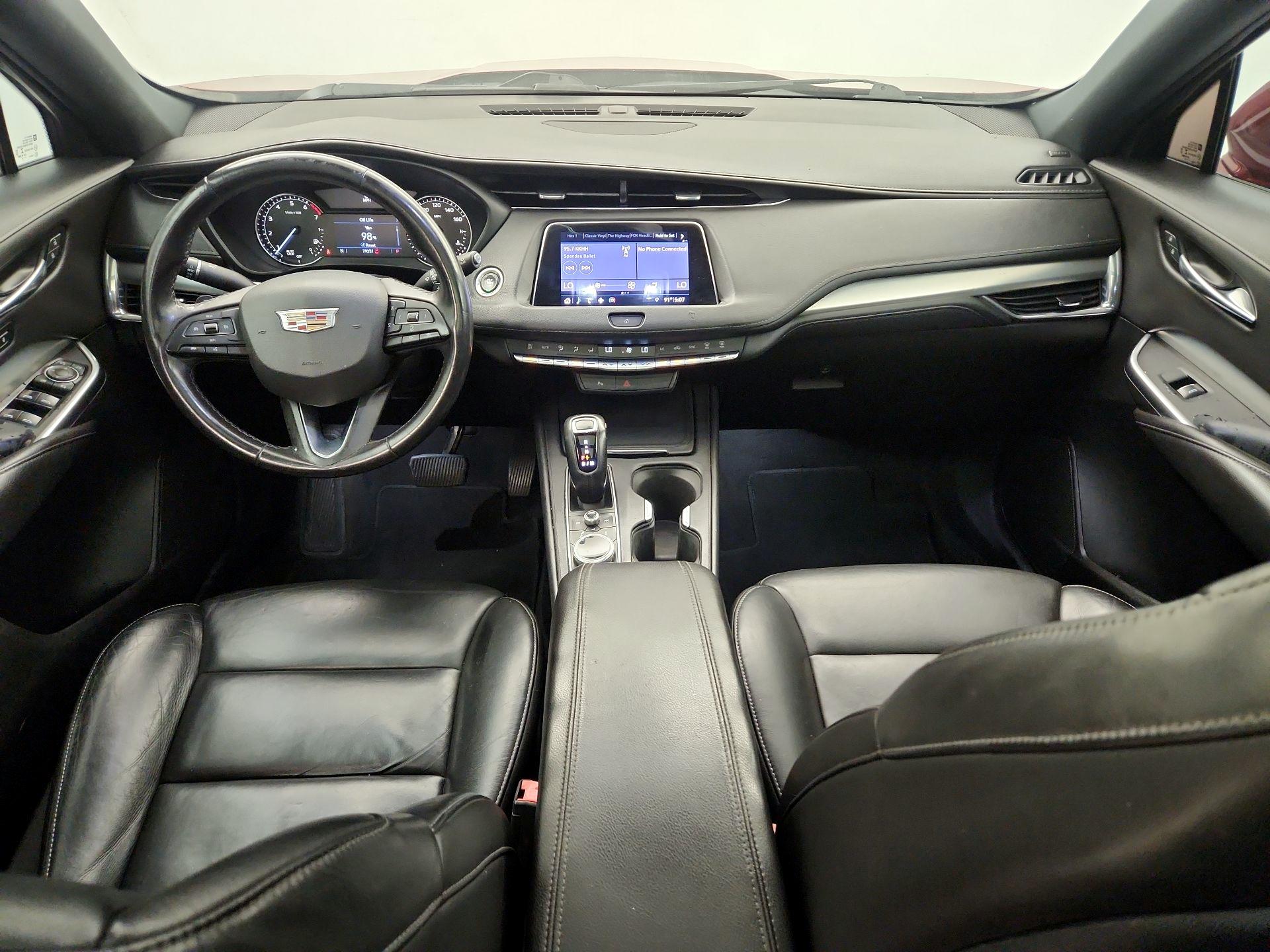 Thumbnail: 2019 Cadillac XT4 - 9