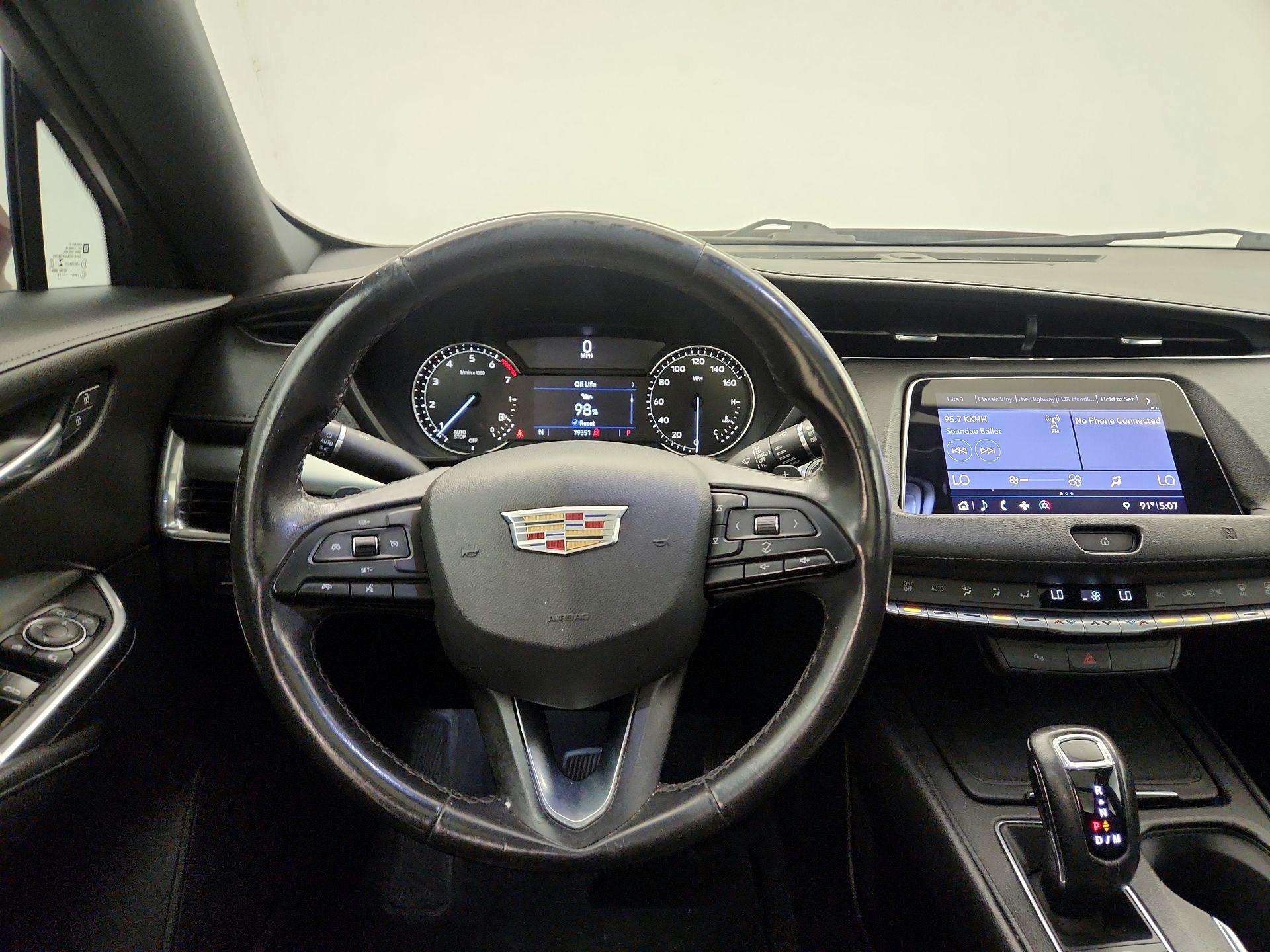 Thumbnail: 2019 Cadillac XT4 - 10