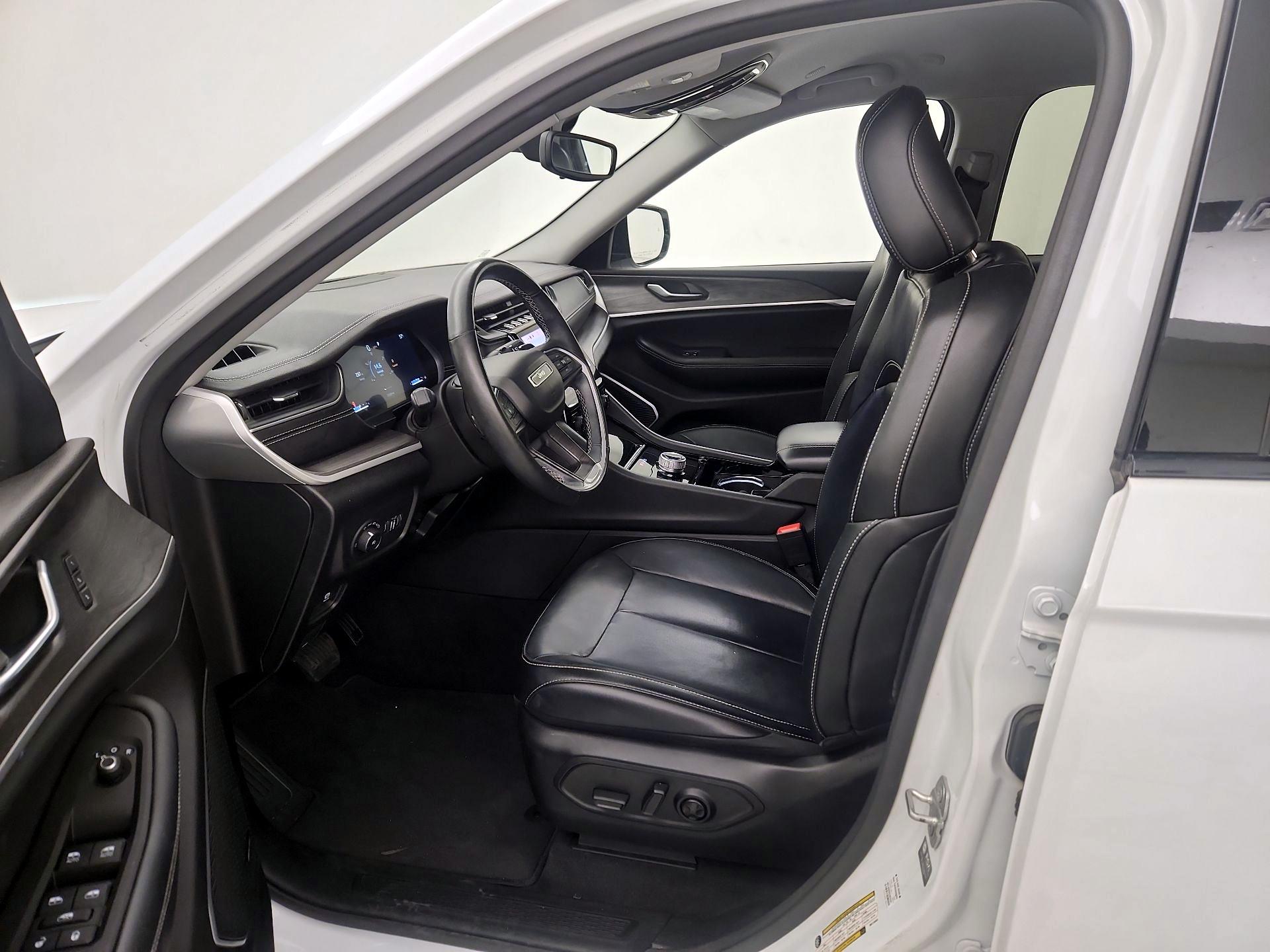 Thumbnail: 2021 Jeep Grand Cherokee L - 11