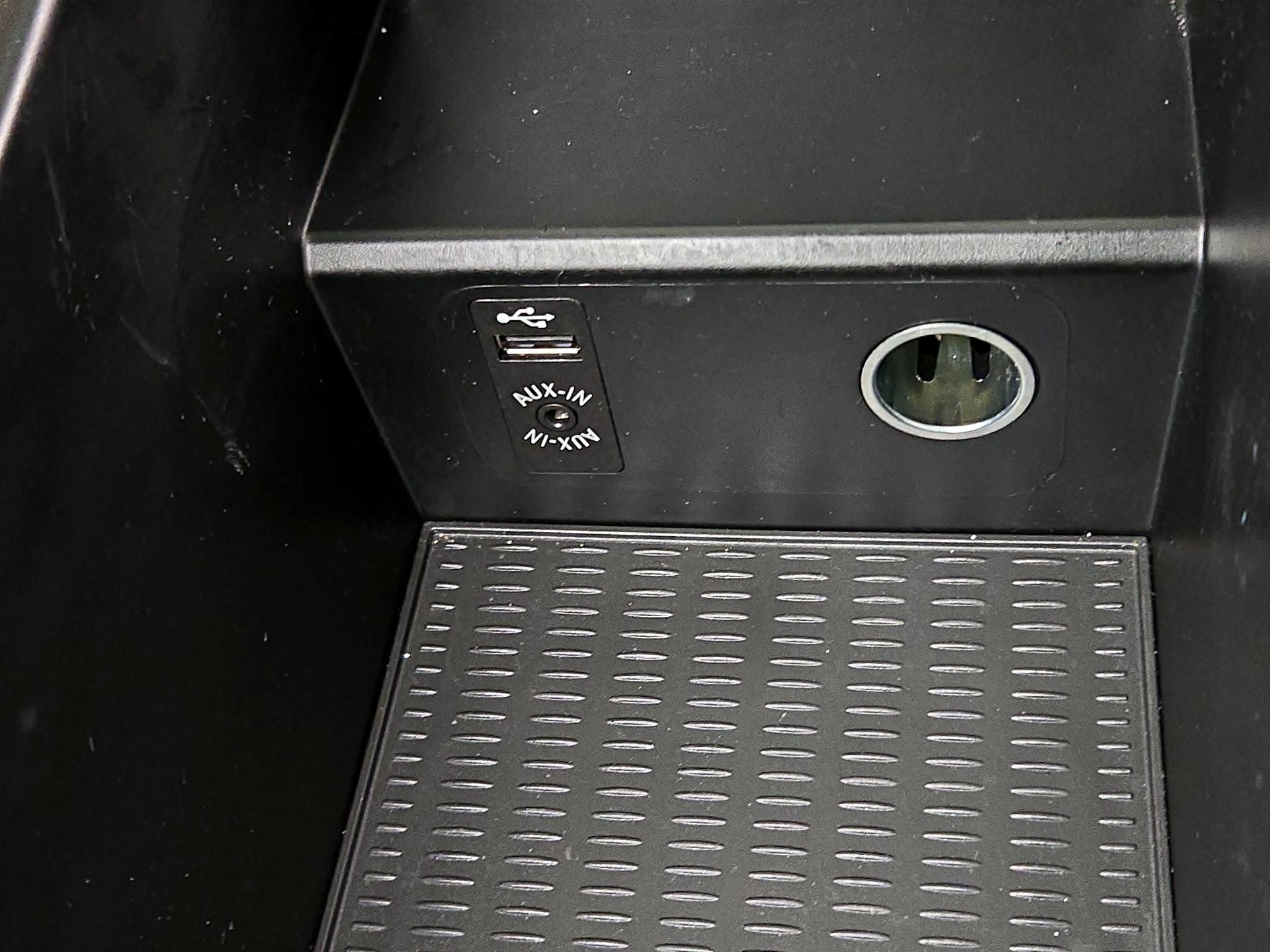 Thumbnail: 2017 BMW X3 - 19