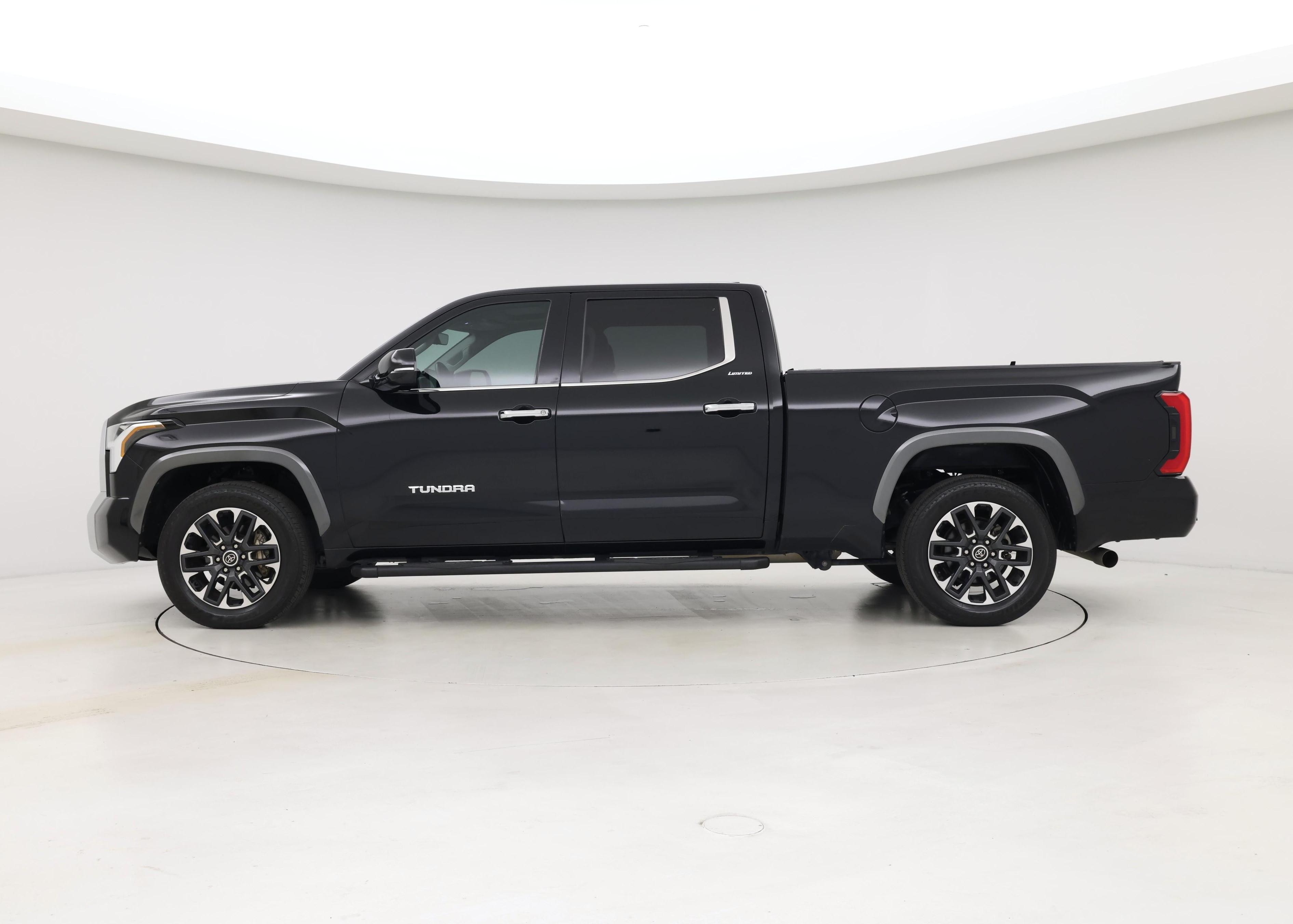 Thumbnail: 2022 Toyota Tundra - 3