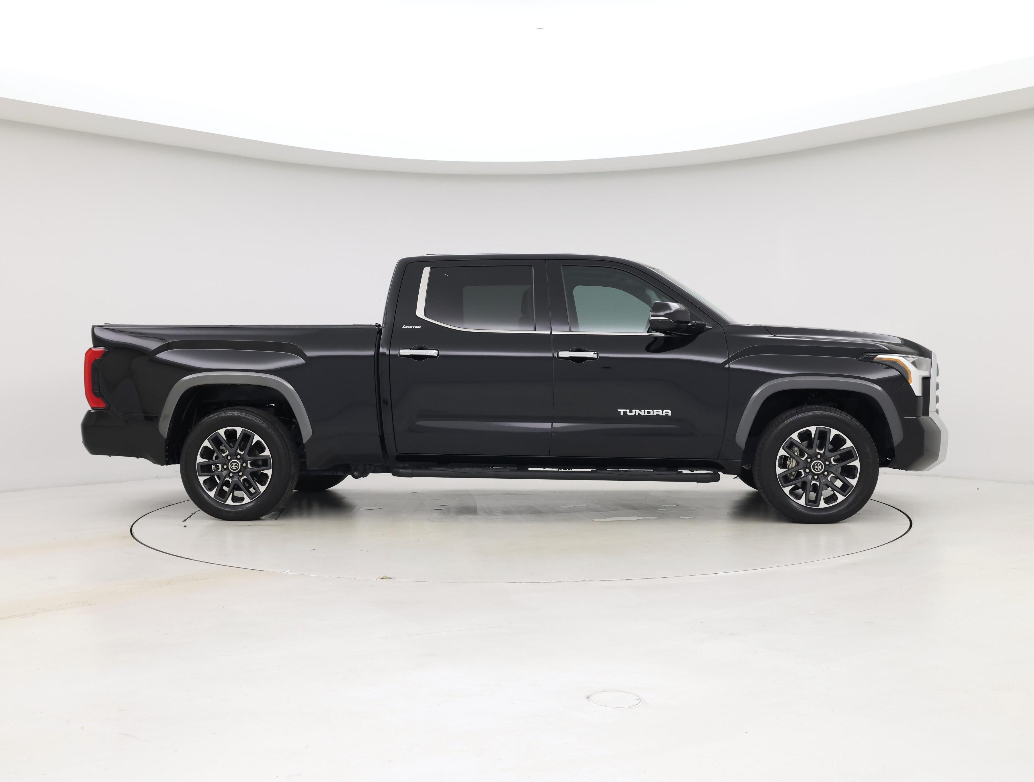 Thumbnail: 2022 Toyota Tundra - 7