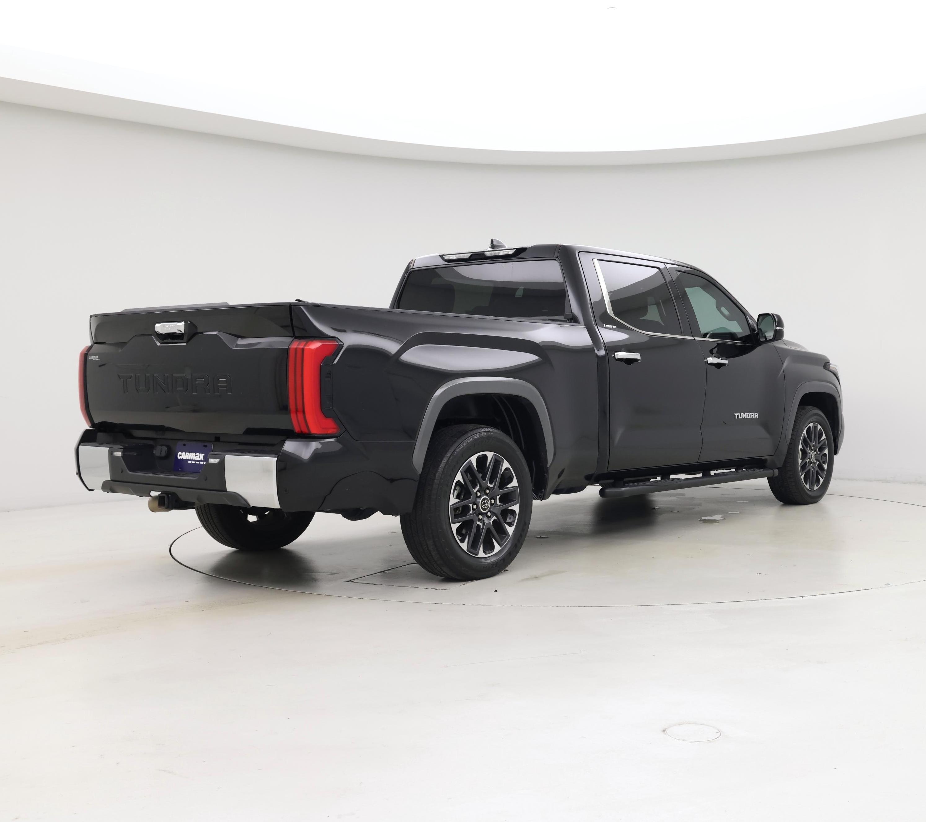 Thumbnail: 2022 Toyota Tundra - 8