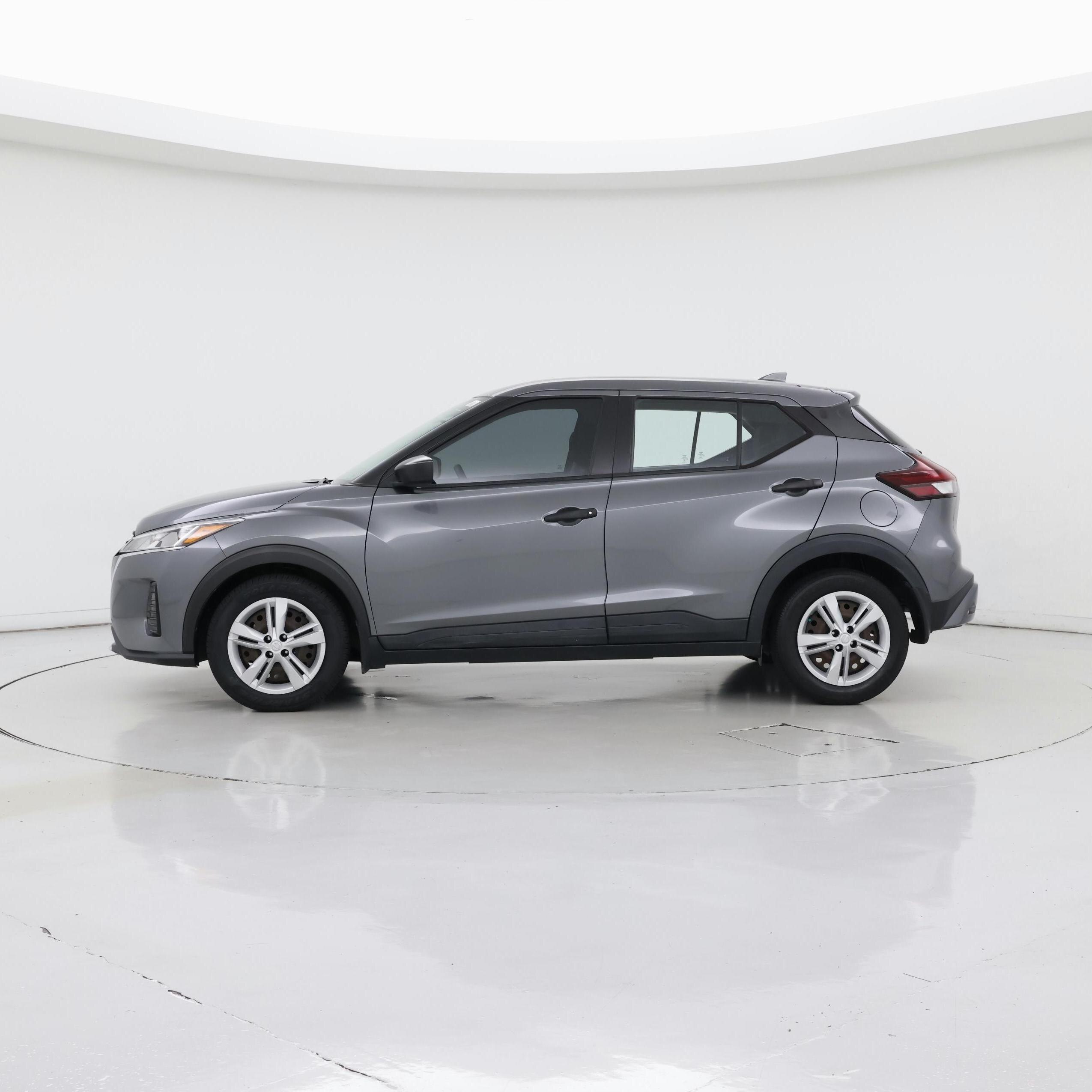 Thumbnail: 2021 Nissan Kicks - 3