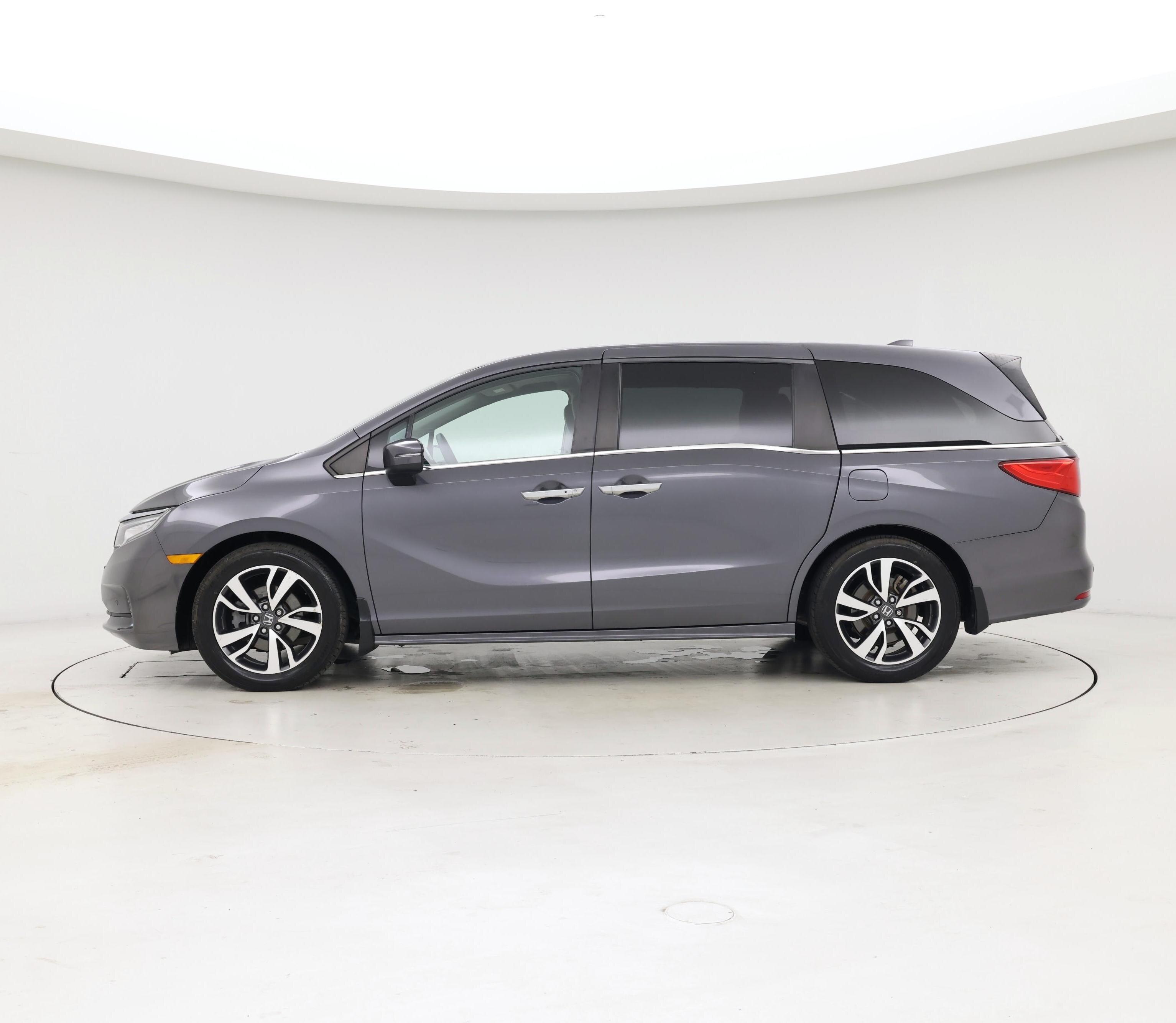 Thumbnail: 2022 Honda Odyssey - 3