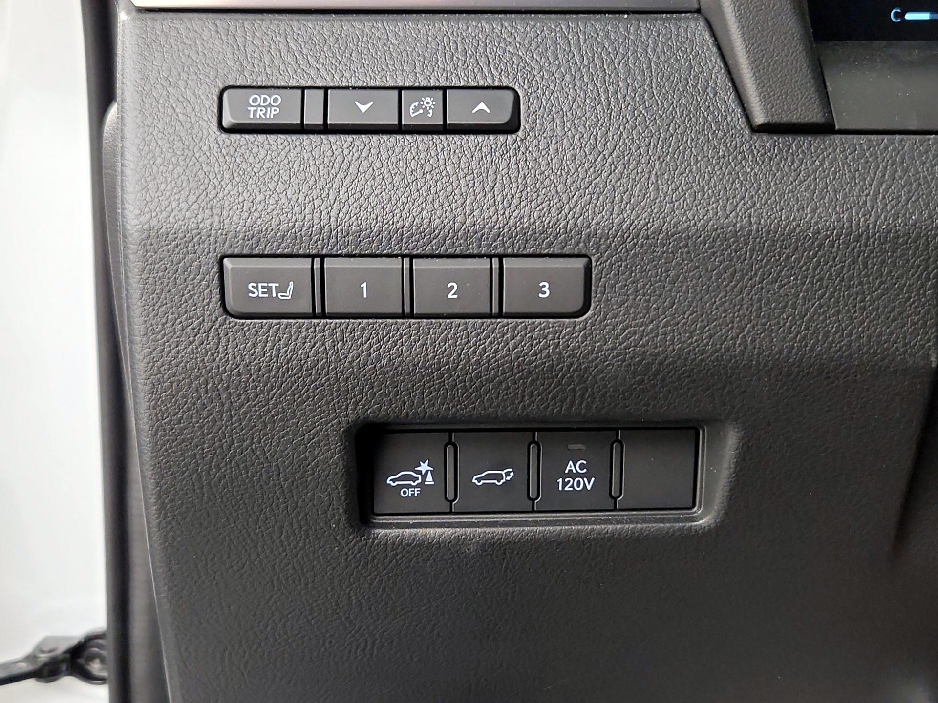 Thumbnail: 2024 Lexus GX - 13
