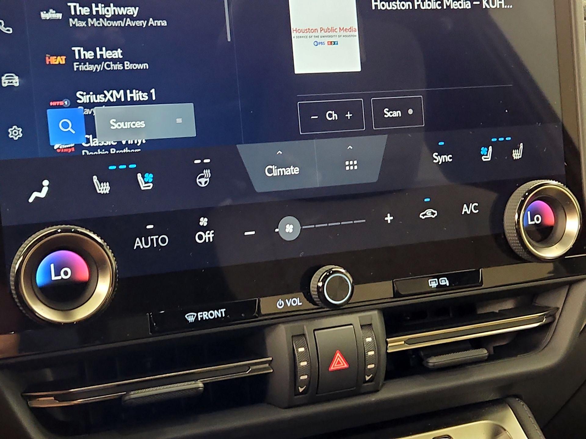 Thumbnail: 2024 Lexus GX - 16