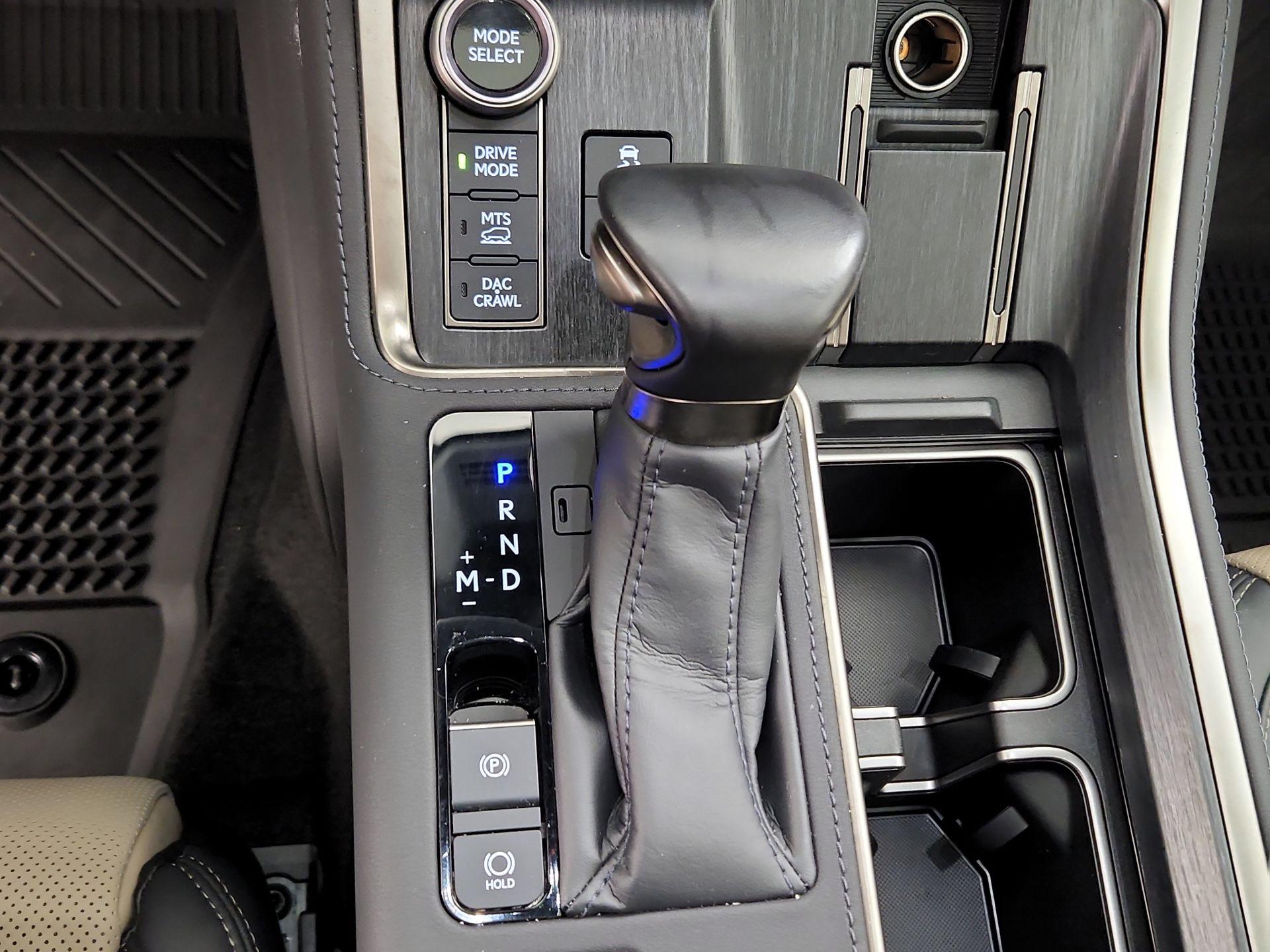 Thumbnail: 2024 Lexus GX - 17