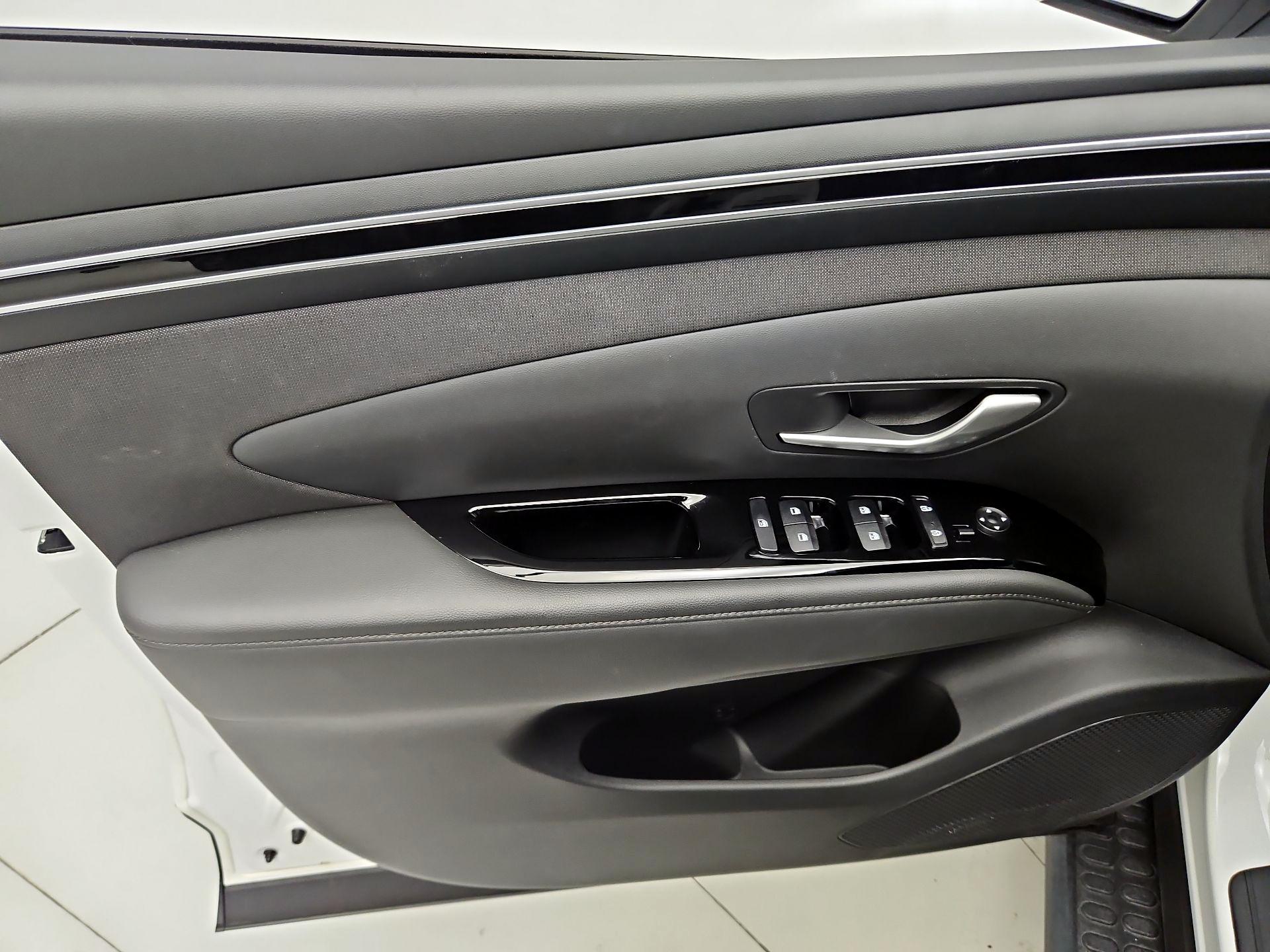 Thumbnail: 2024 Hyundai Tucson - 12