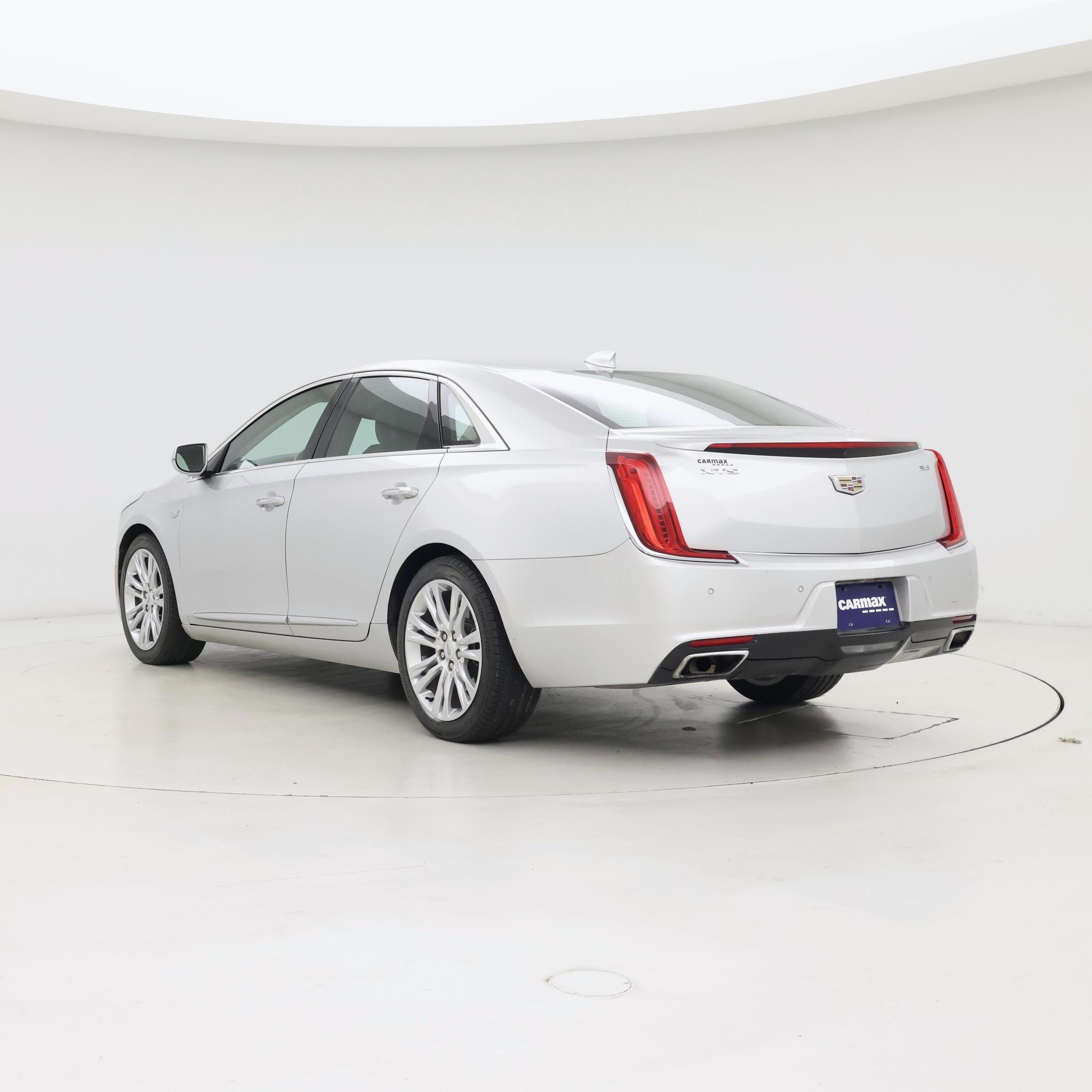 Thumbnail: 2019 Cadillac XTS - 2