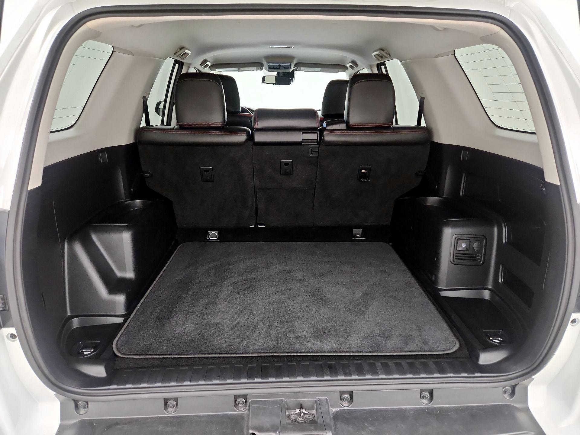 Thumbnail: 2021 Toyota 4Runner - 20