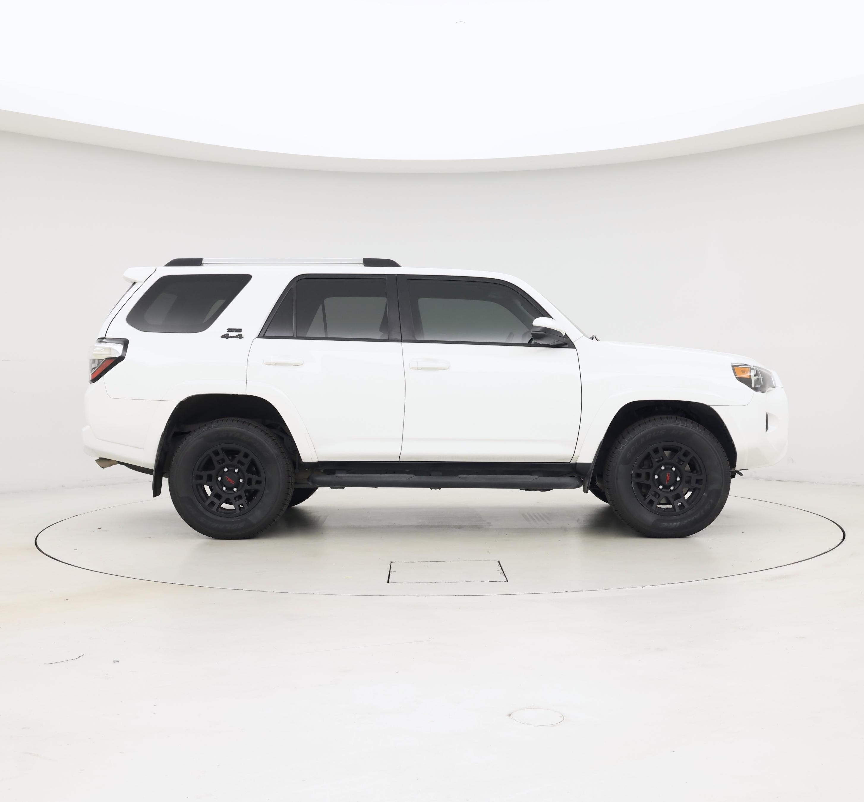 Thumbnail: 2021 Toyota 4Runner - 7