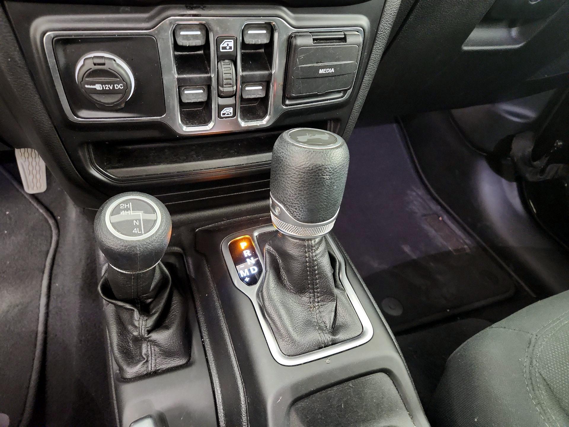 Thumbnail: 2020 Jeep Wrangler - 17