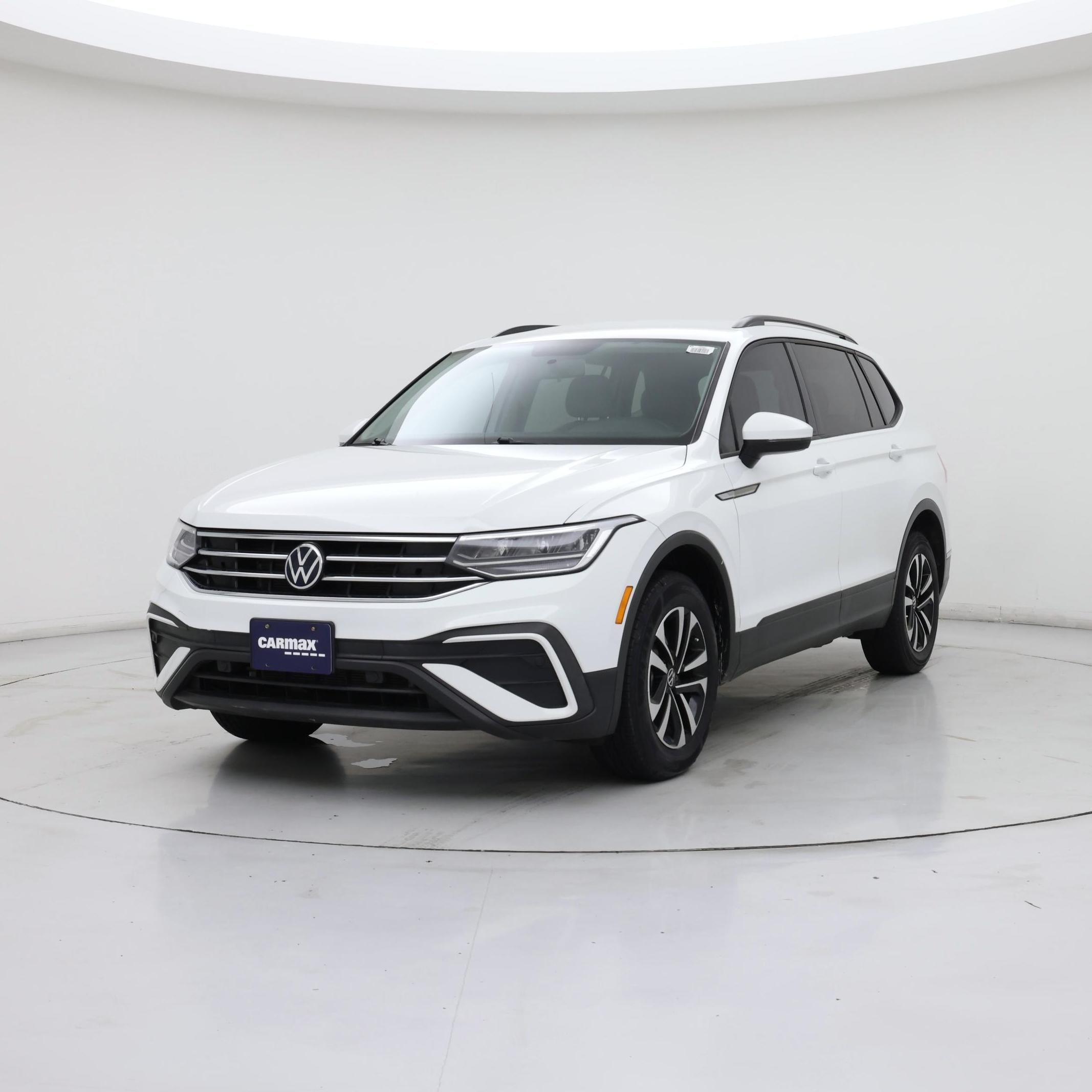 Thumbnail: 2022 Volkswagen Tiguan - 4