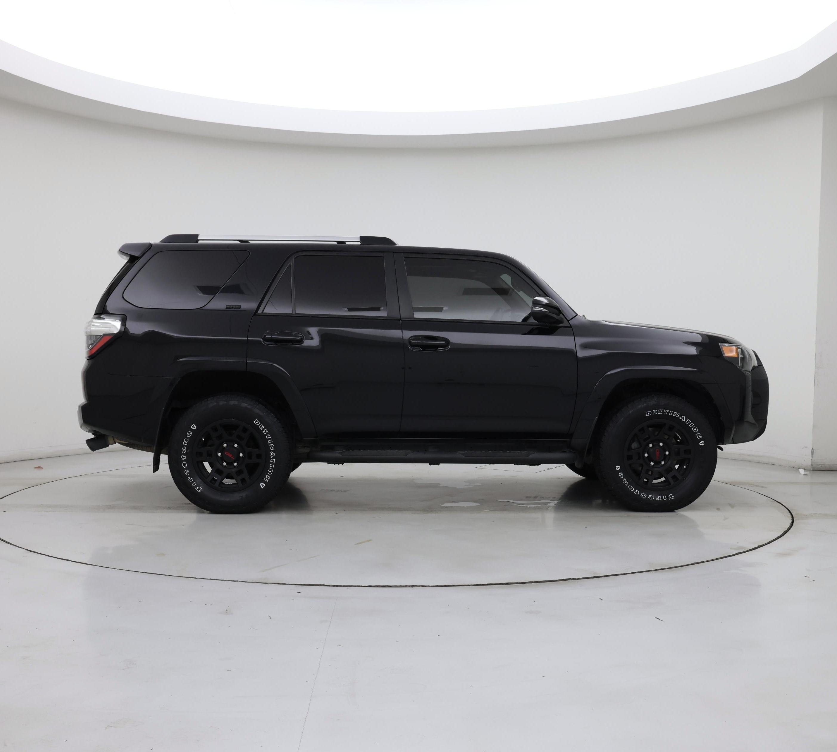 Thumbnail: 2021 Toyota 4Runner - 7
