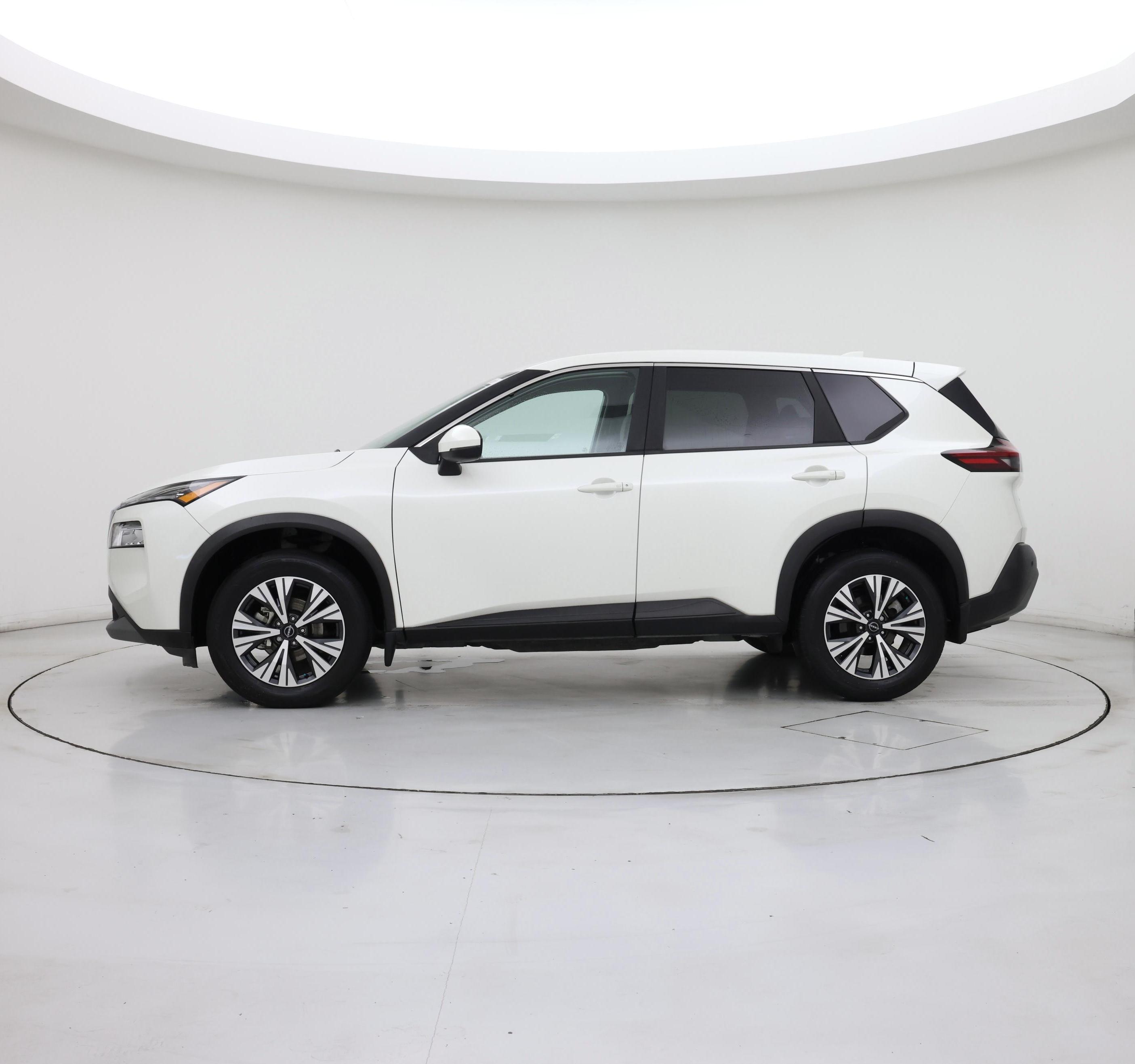 Thumbnail: 2022 Nissan Rogue - 3