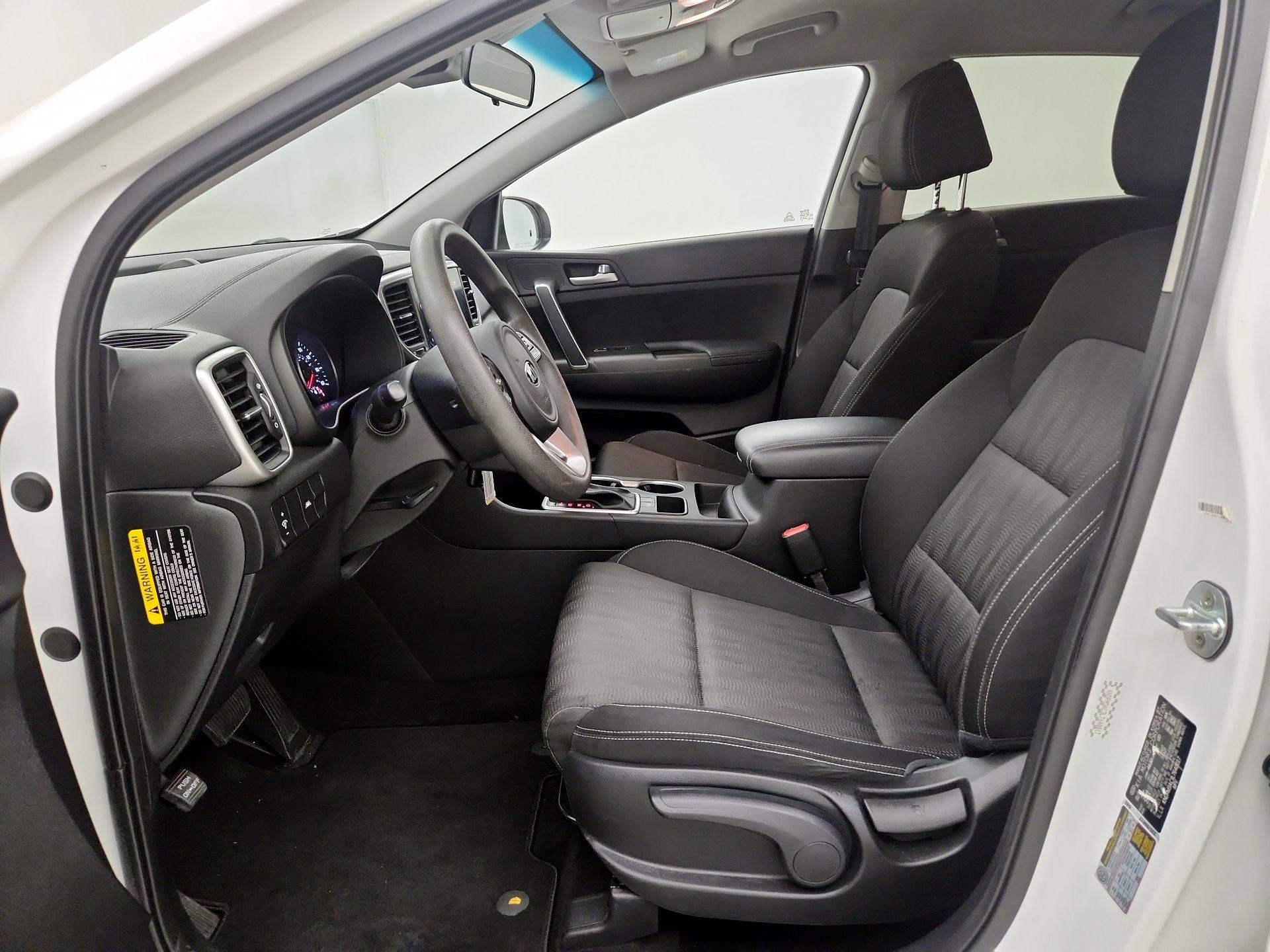 Thumbnail: 2020 Kia Sportage - 11