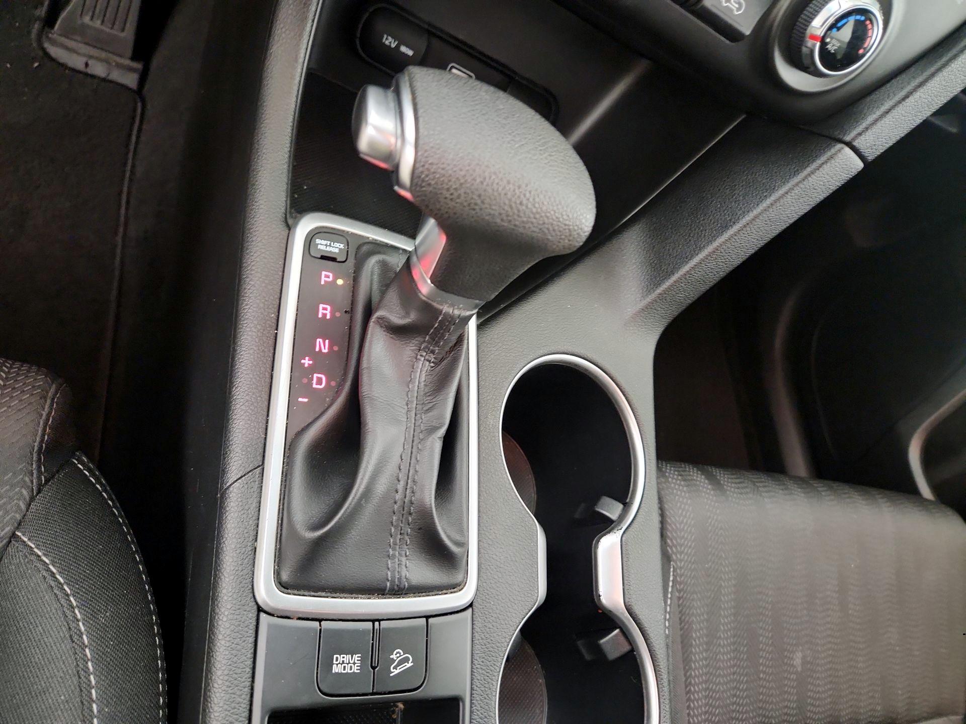 Thumbnail: 2020 Kia Sportage - 17