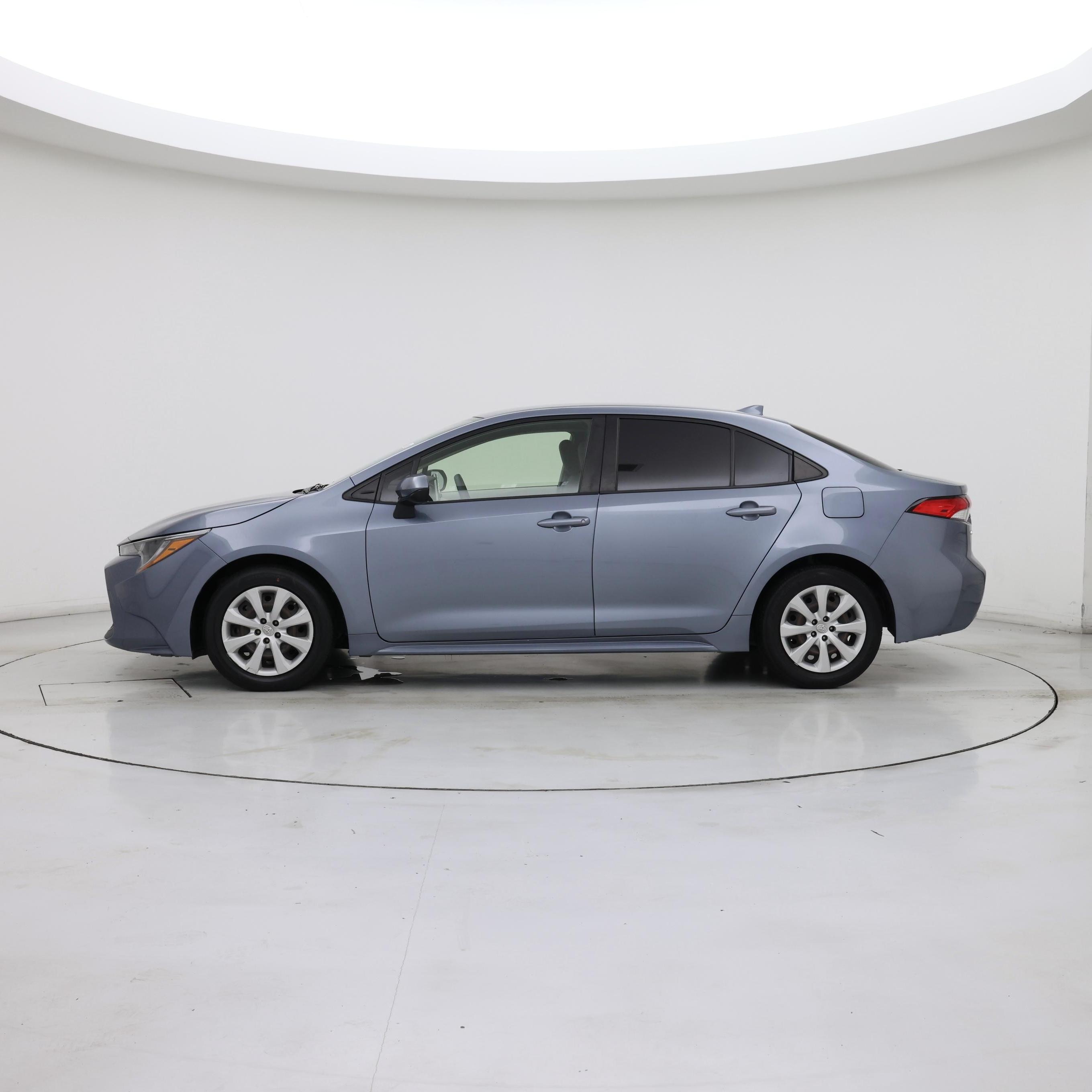 Thumbnail: 2021 Toyota Corolla - 3