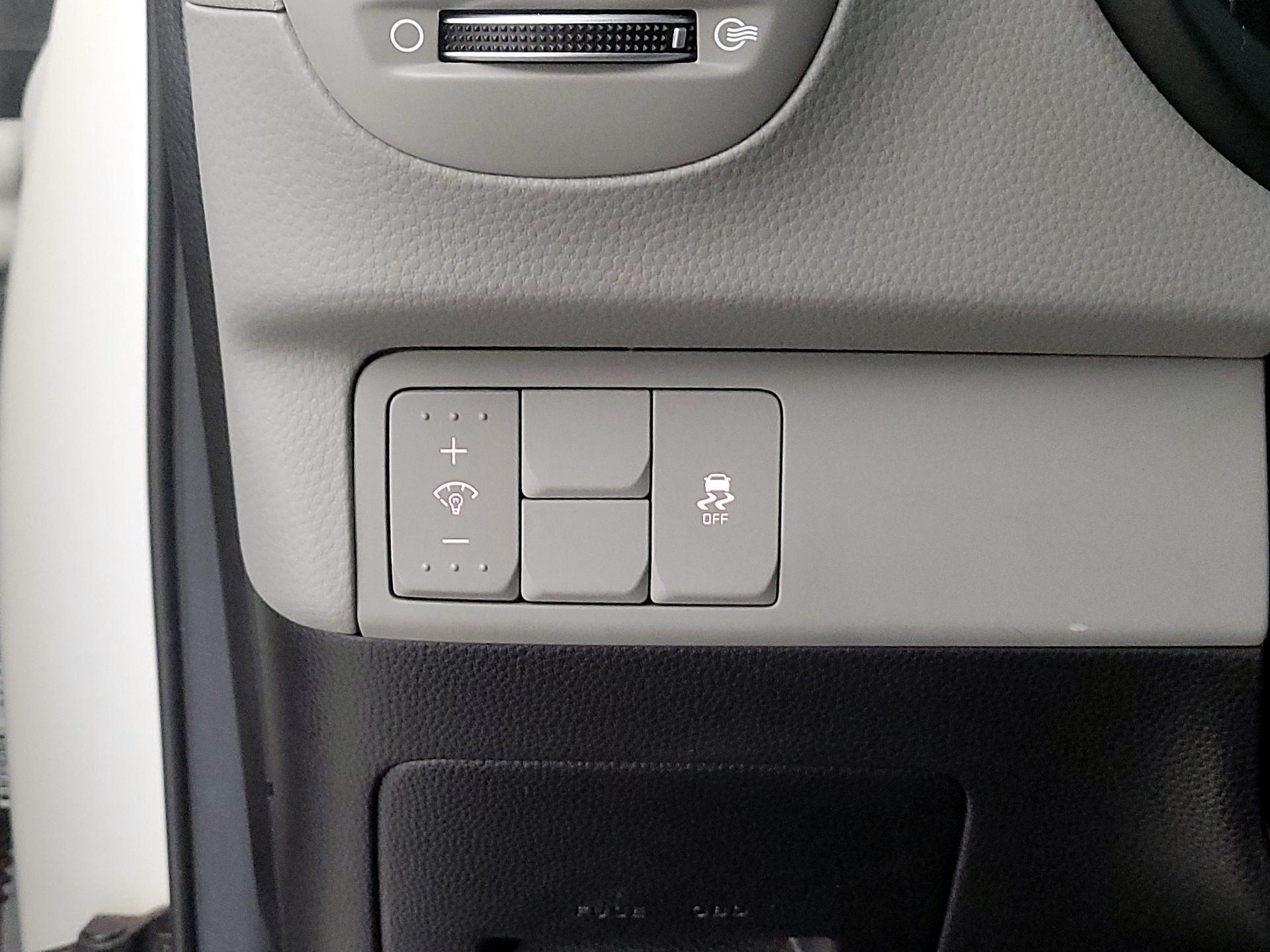 Thumbnail: 2016 Kia Soul - 13