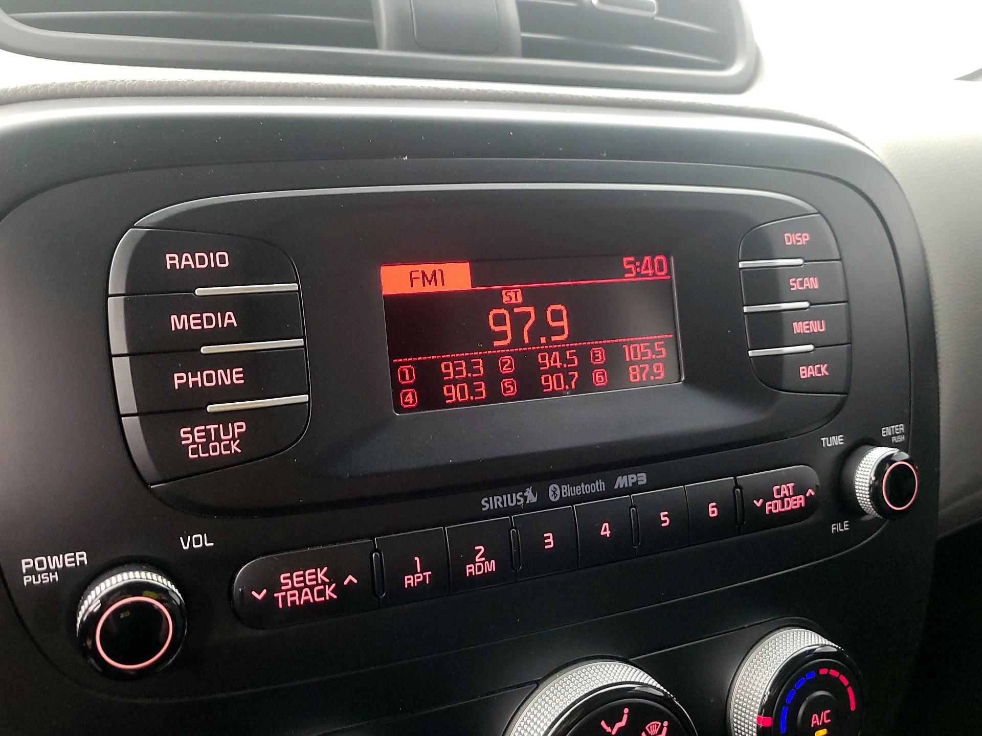 Thumbnail: 2016 Kia Soul - 14