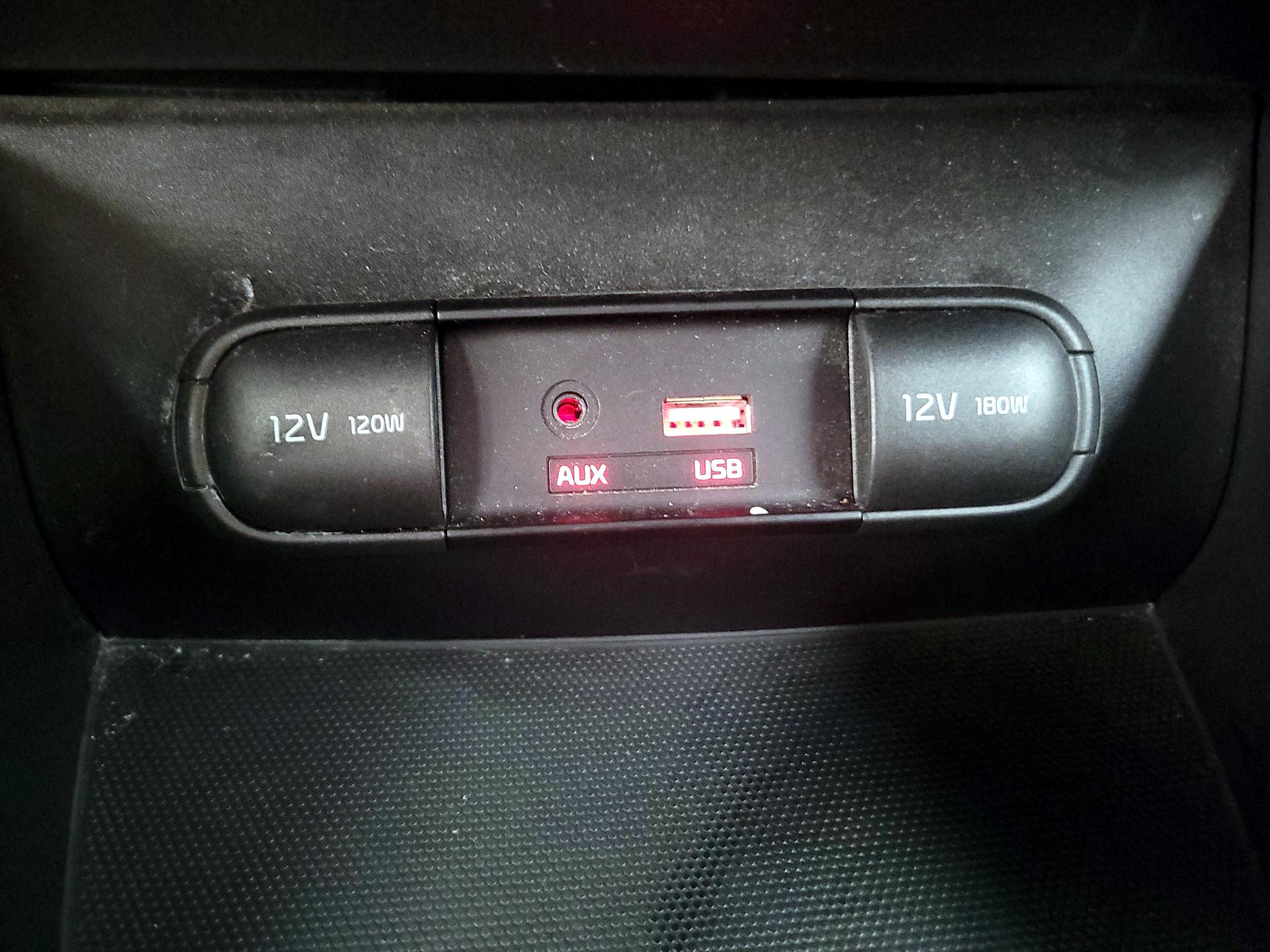 Thumbnail: 2016 Kia Soul - 17